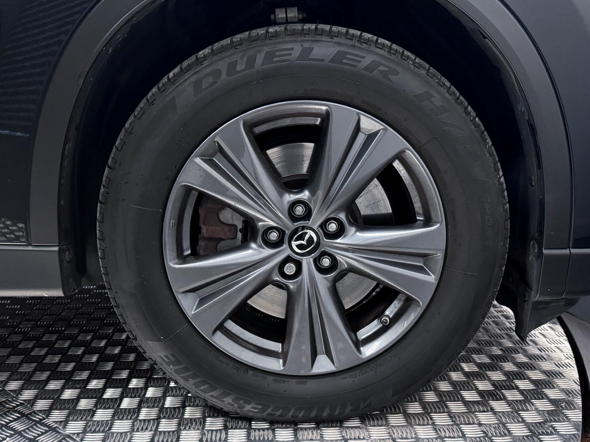 Mazda CX-60 view 57