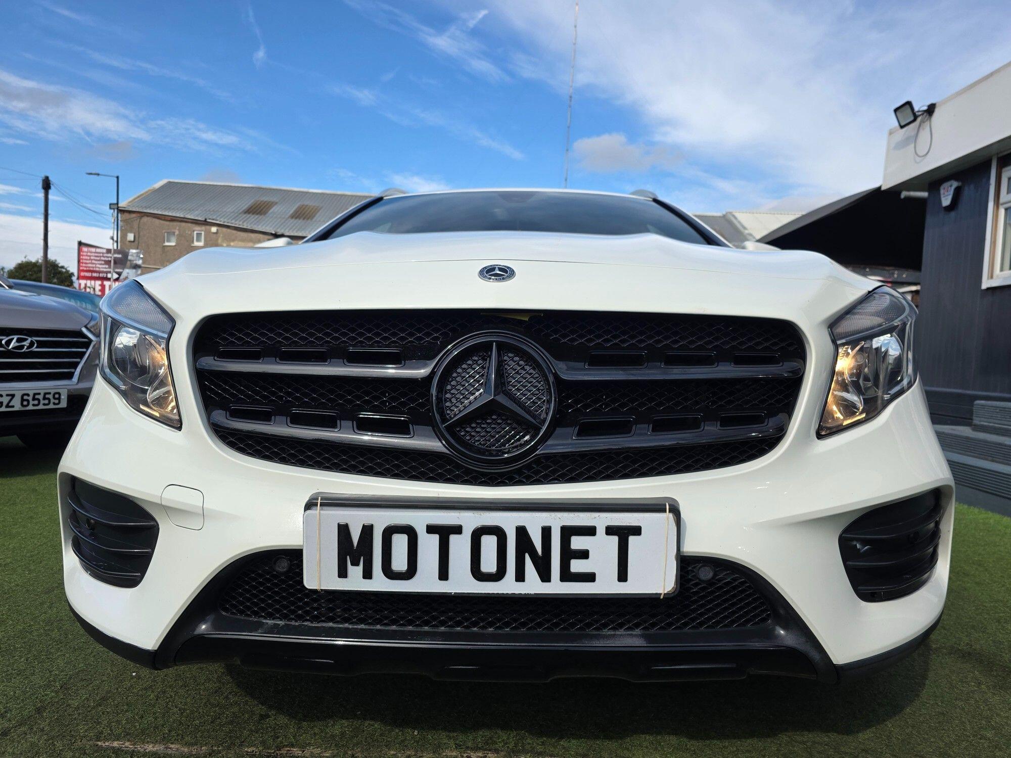 Mercedes-Benz Gla view 18