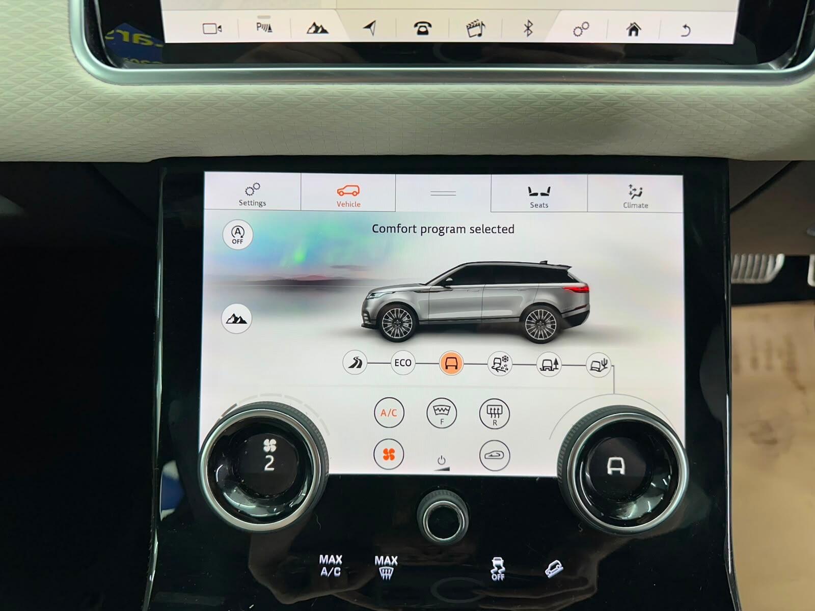 Land Rover Range Rover Velar view 49
