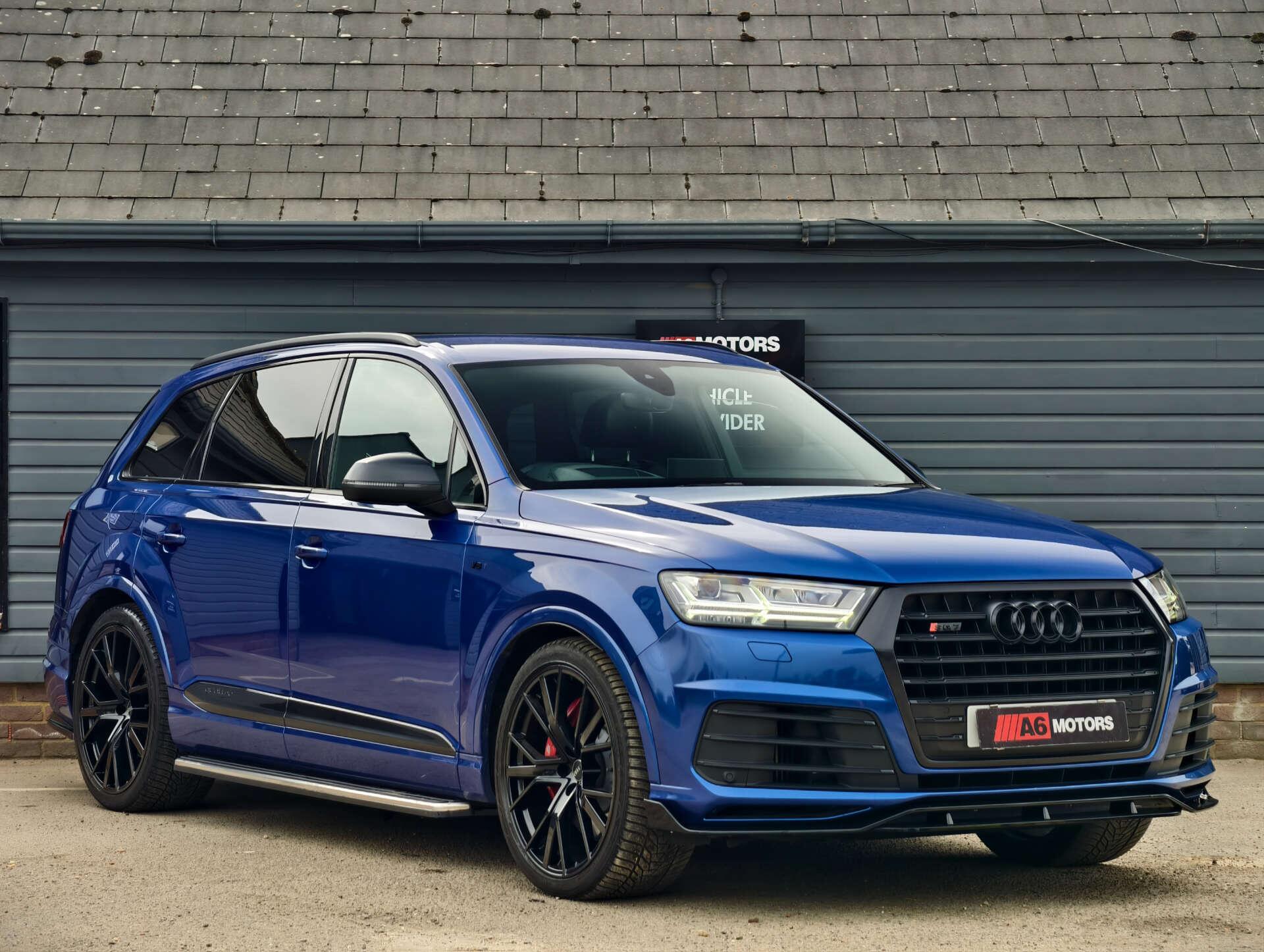 Audi SQ7 view 6