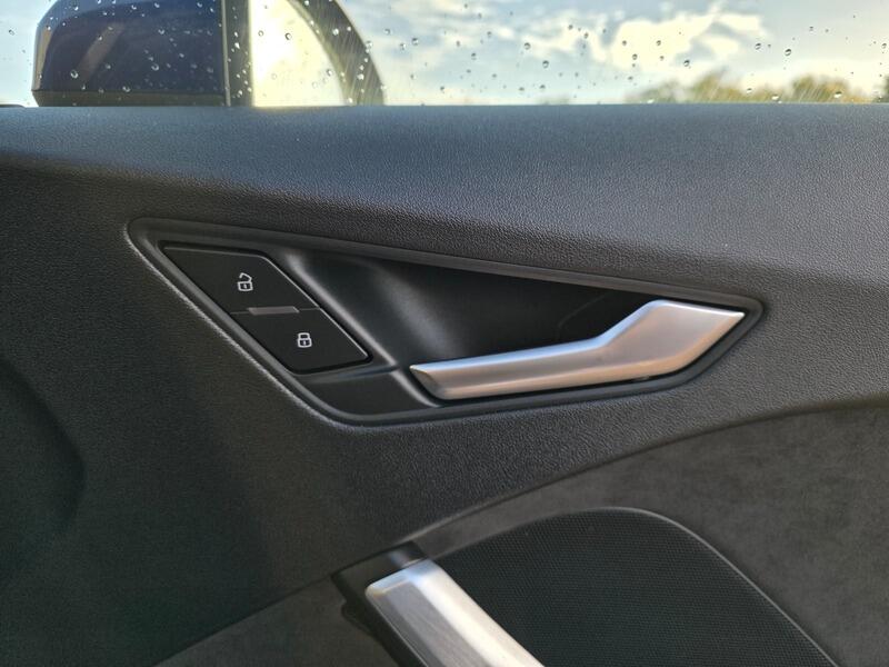 2015 Audi TT image 41
