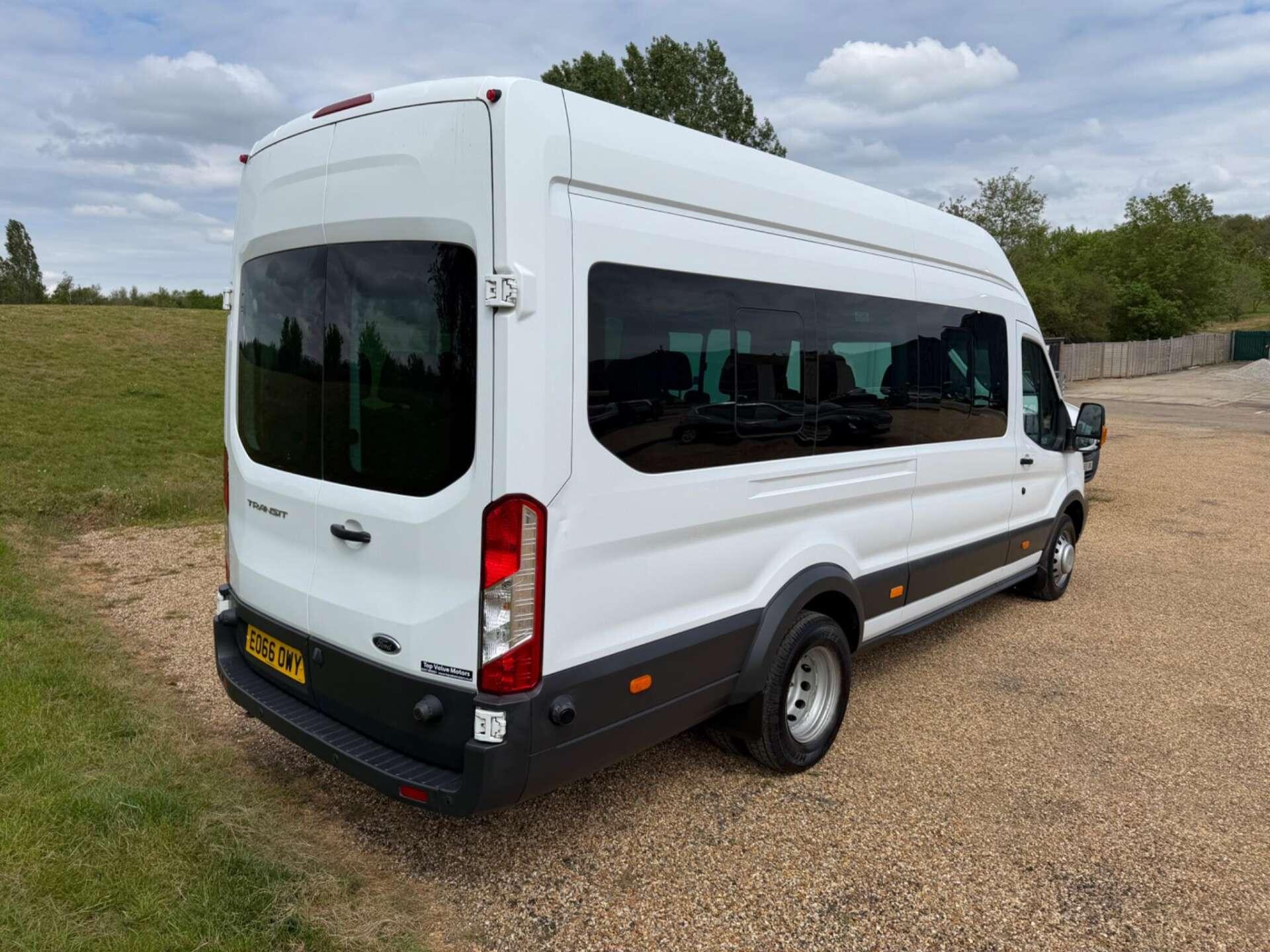Ford Transit view 8