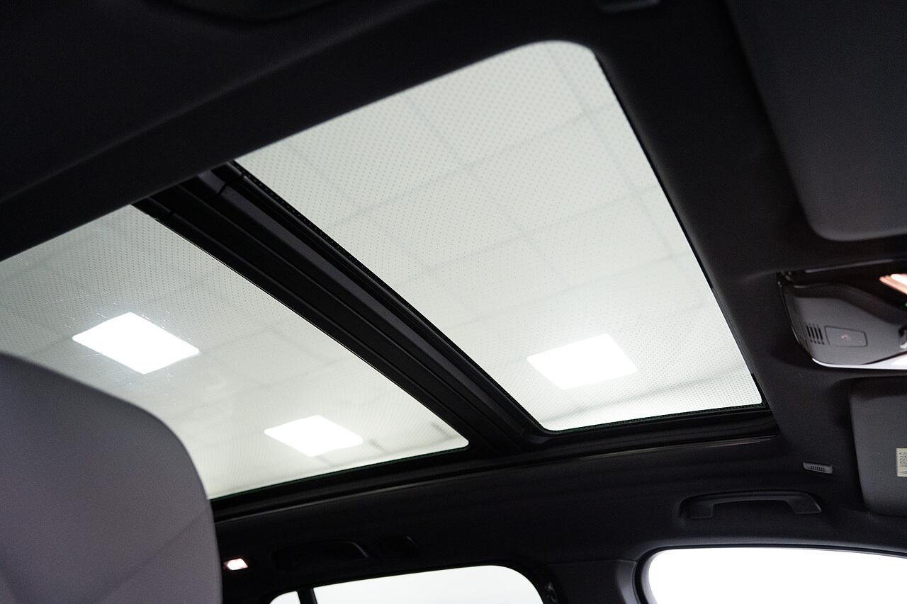 BMW X5 view 31