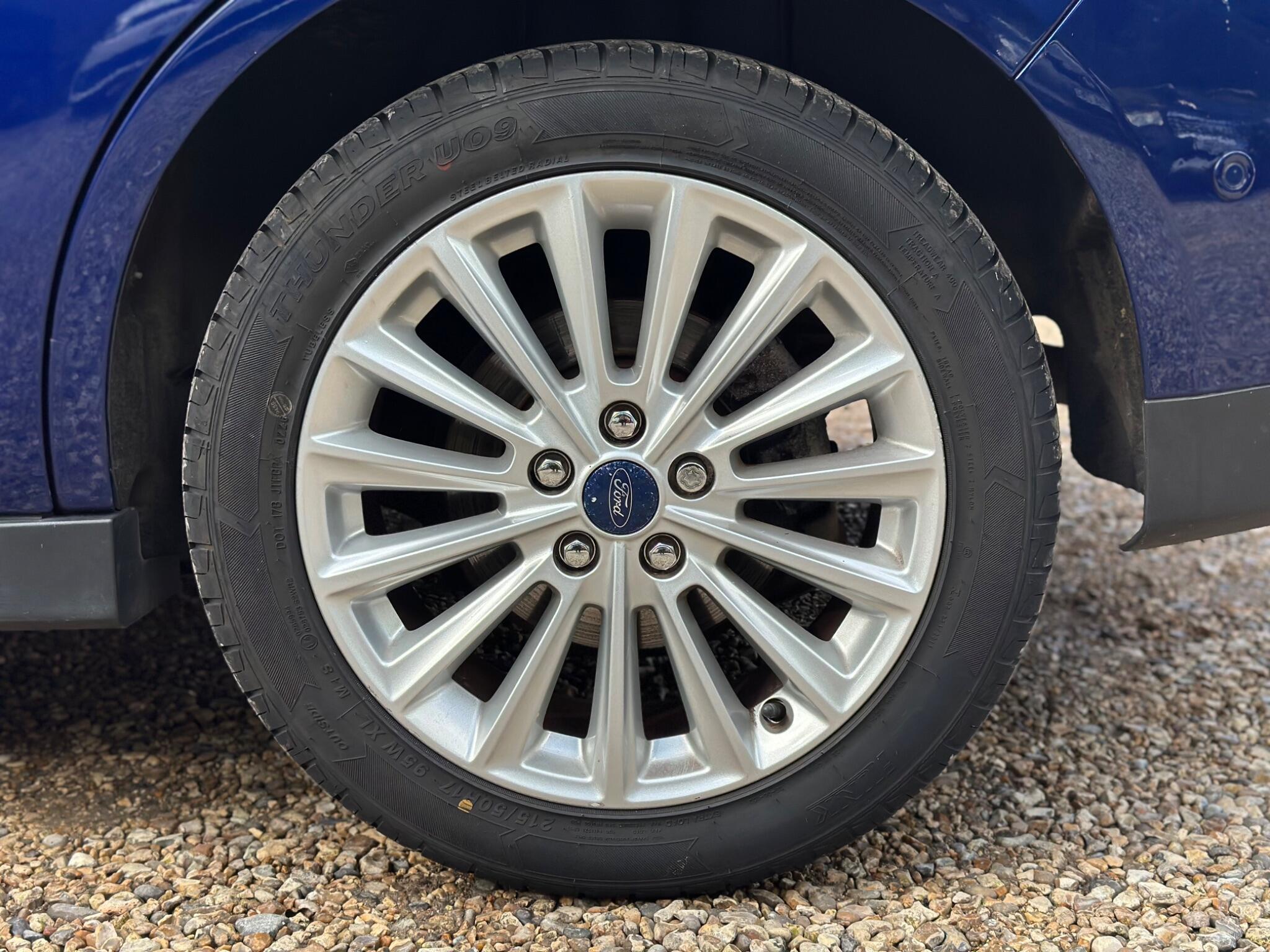 Ford Grand C-Max view 65