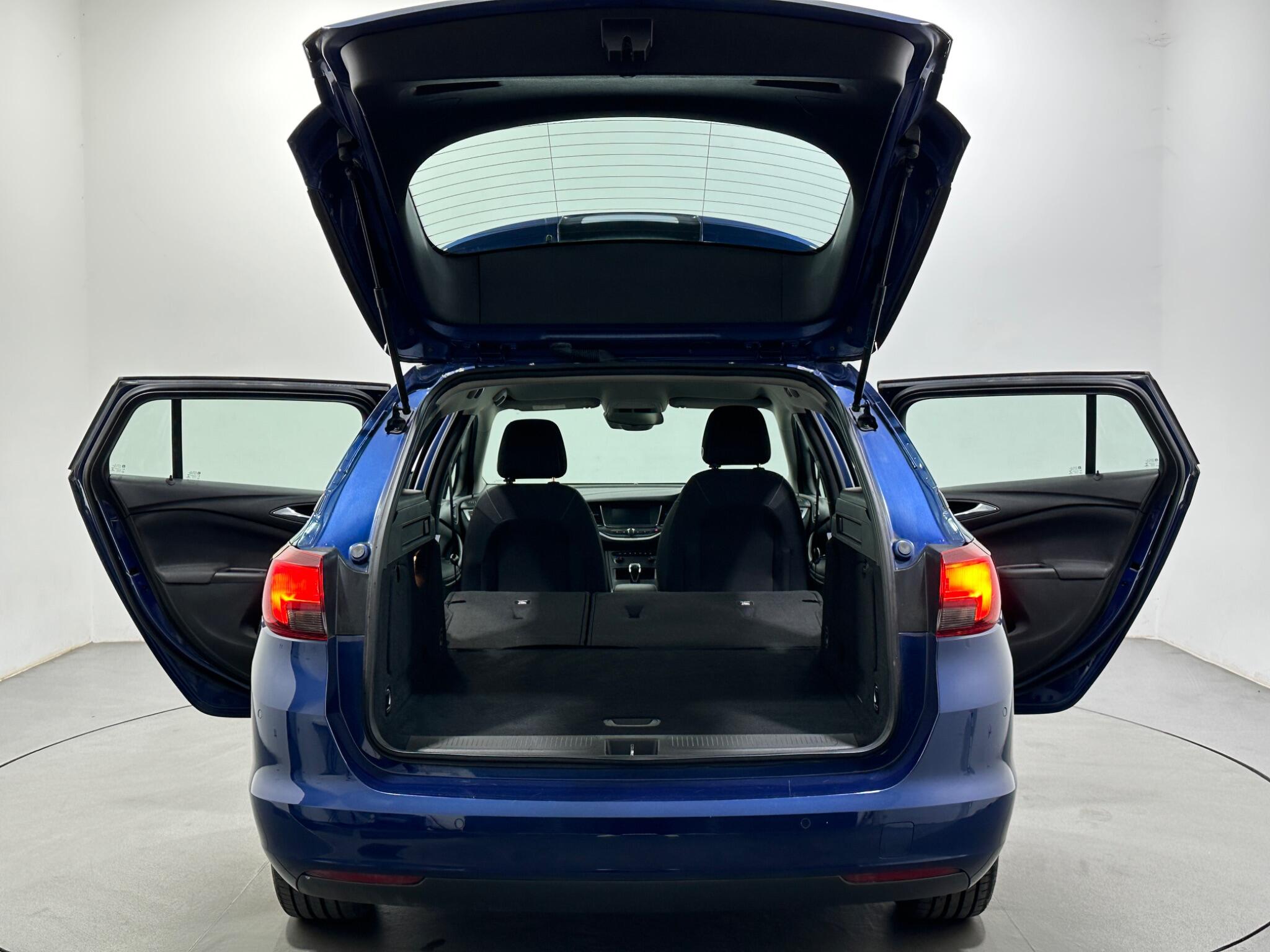 Vauxhall Astra view 42