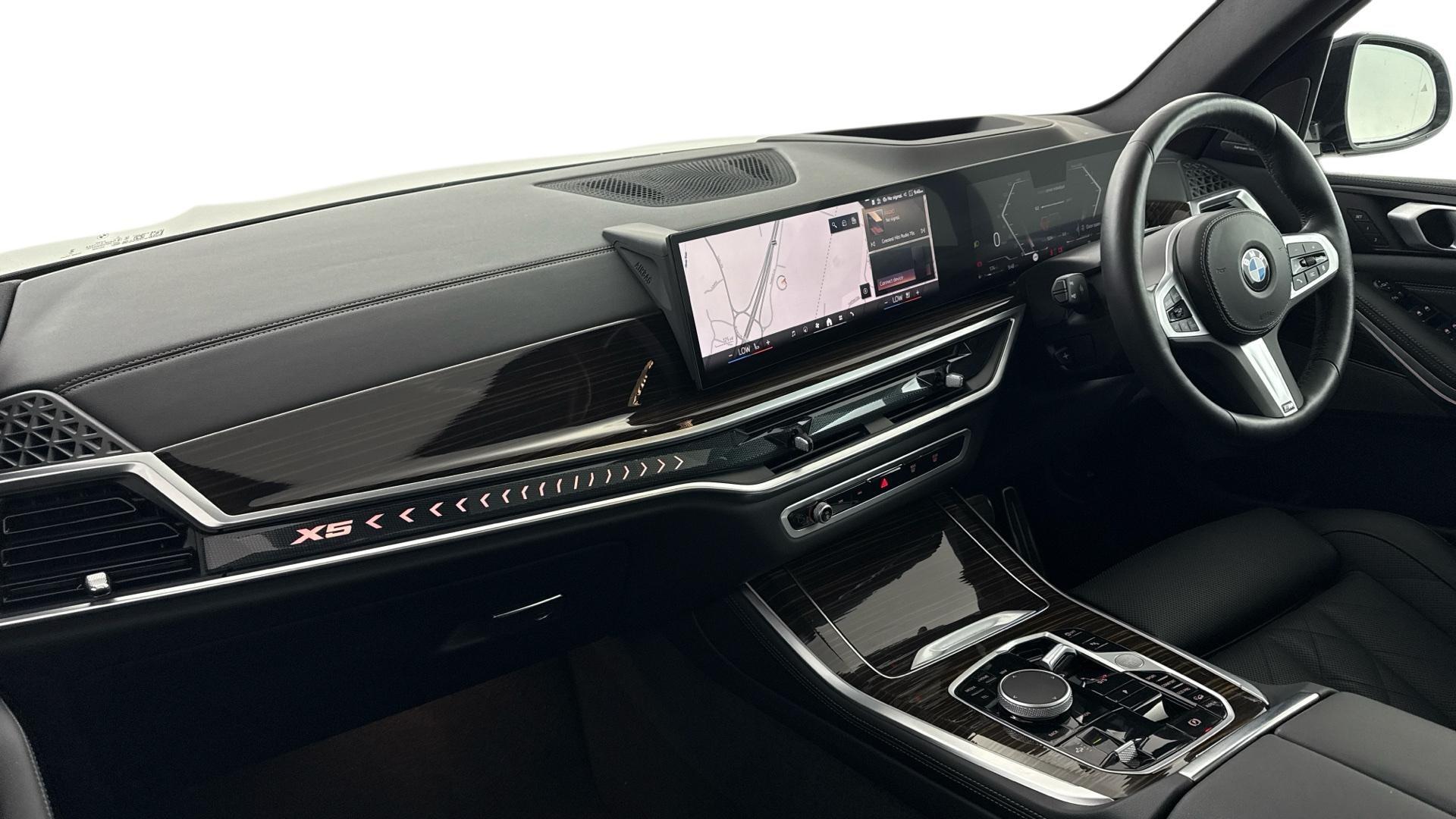 BMW X5 view 7