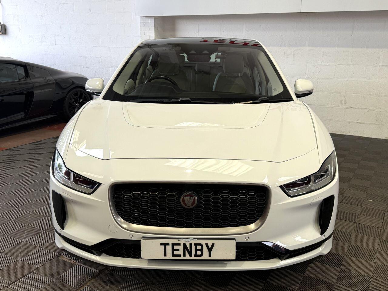 Jaguar I-Pace view 4