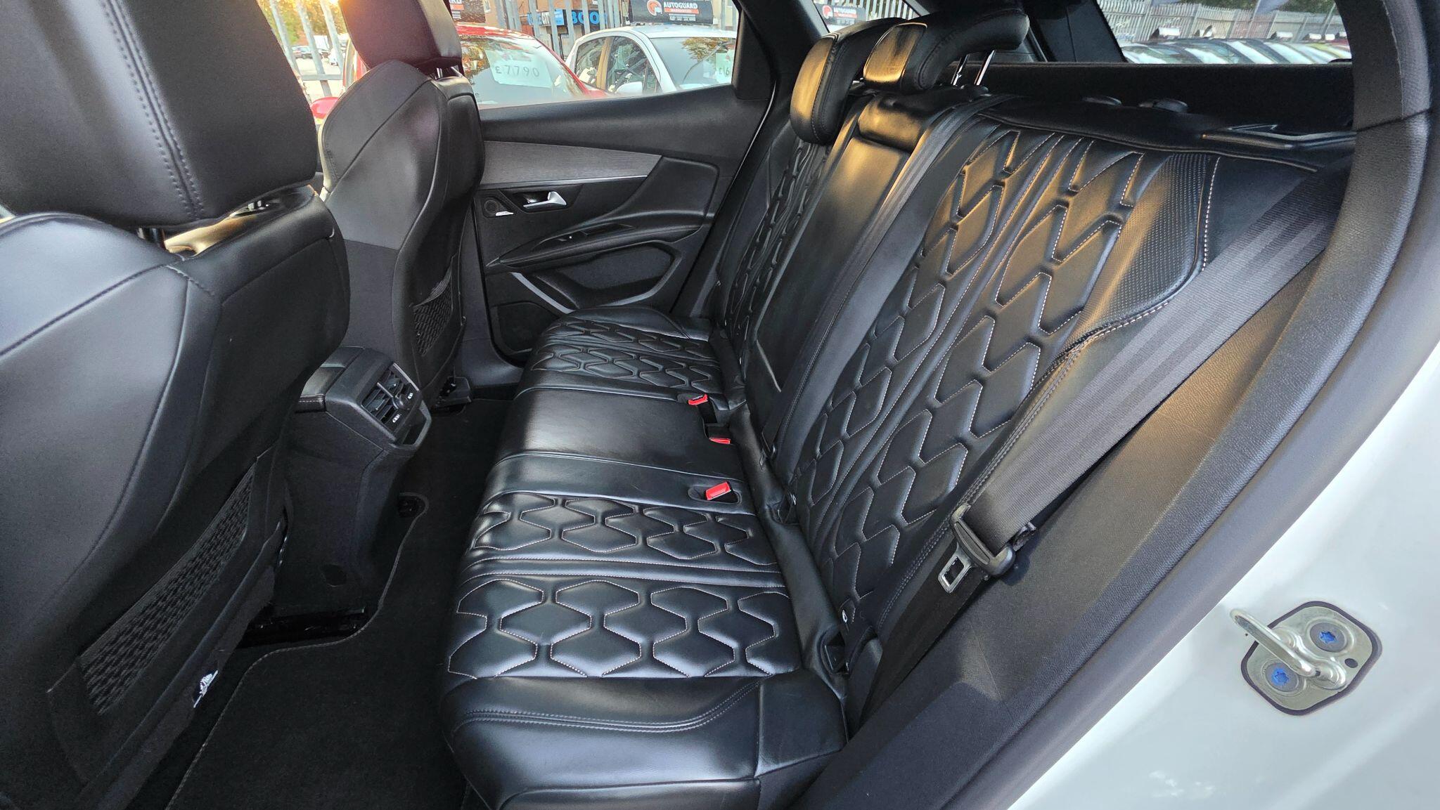 Peugeot 3008 view 31