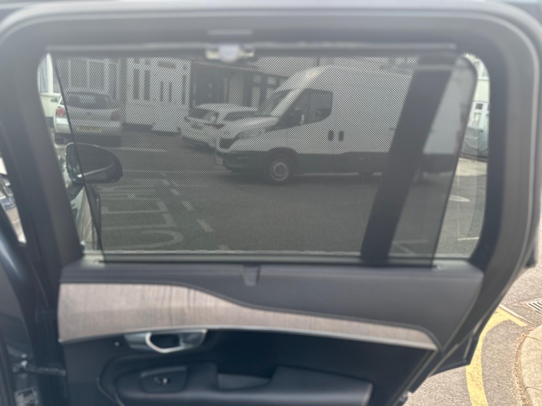 Volvo XC90 view 39