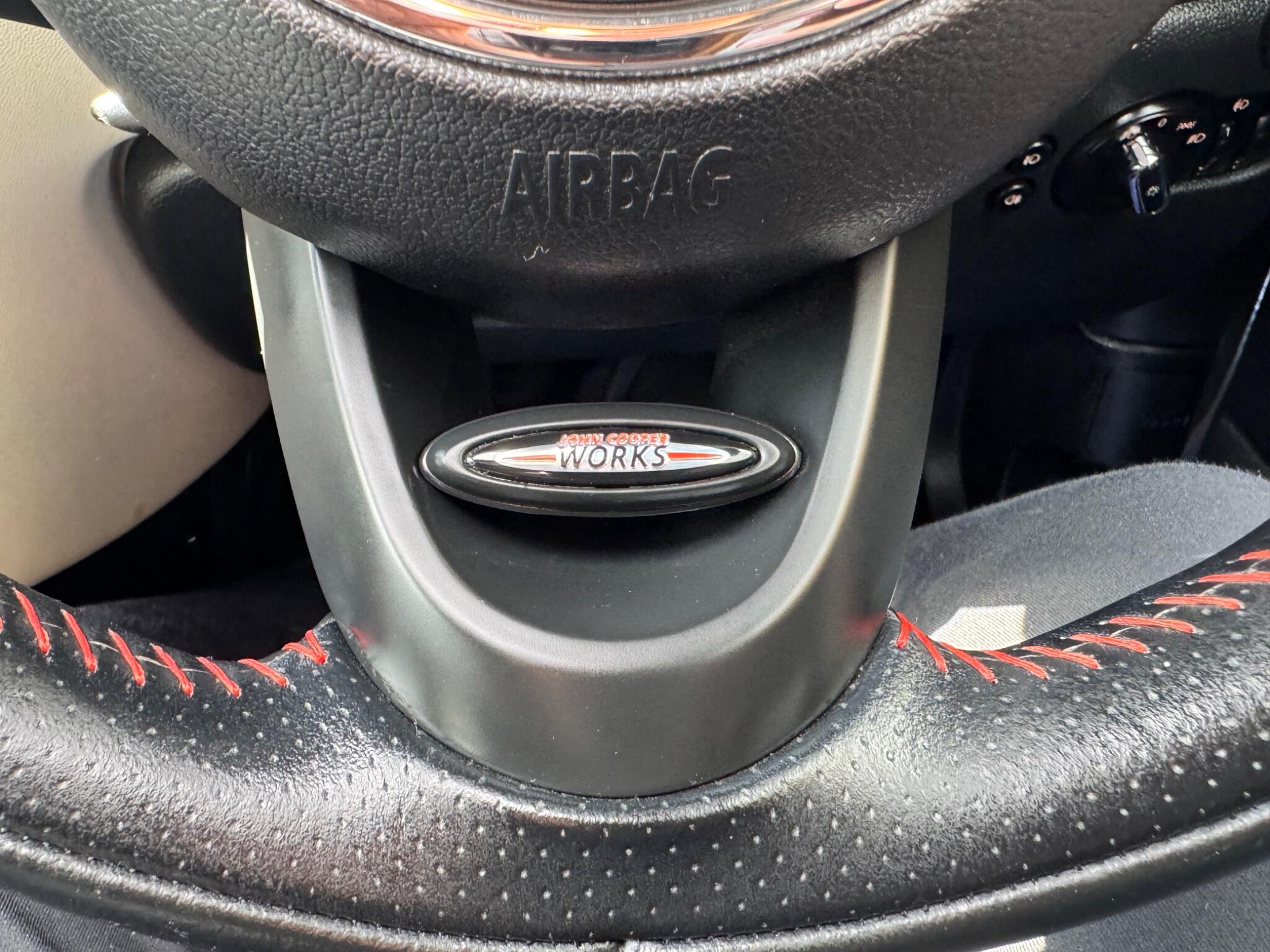 Mini Hatch view 18