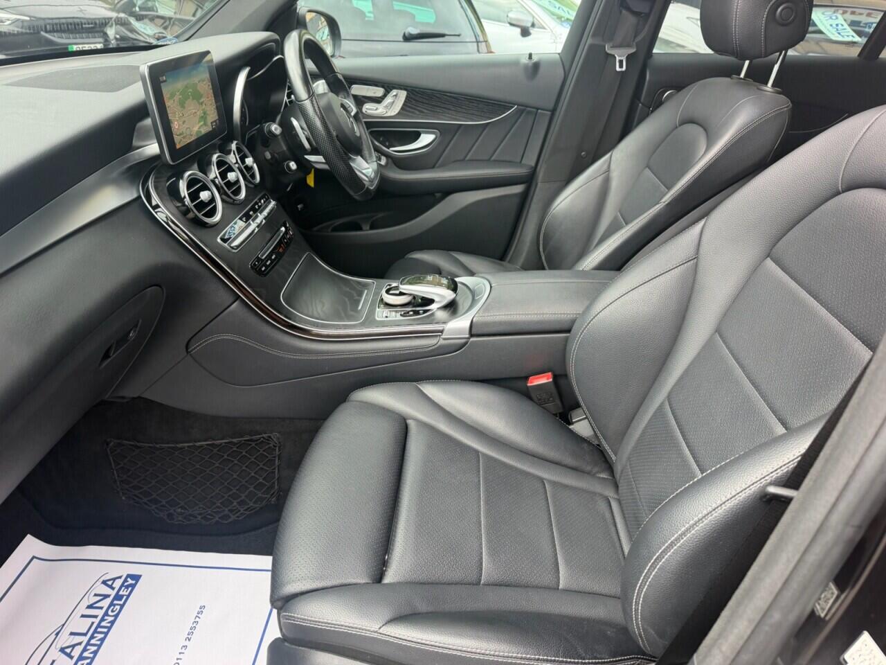 Mercedes-Benz GLC view 16