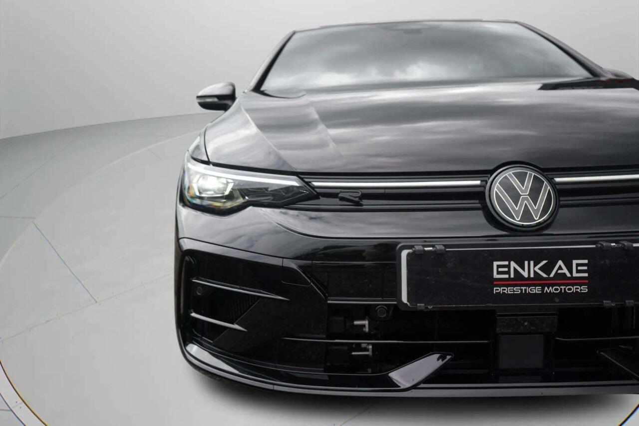 Volkswagen Golf view 9
