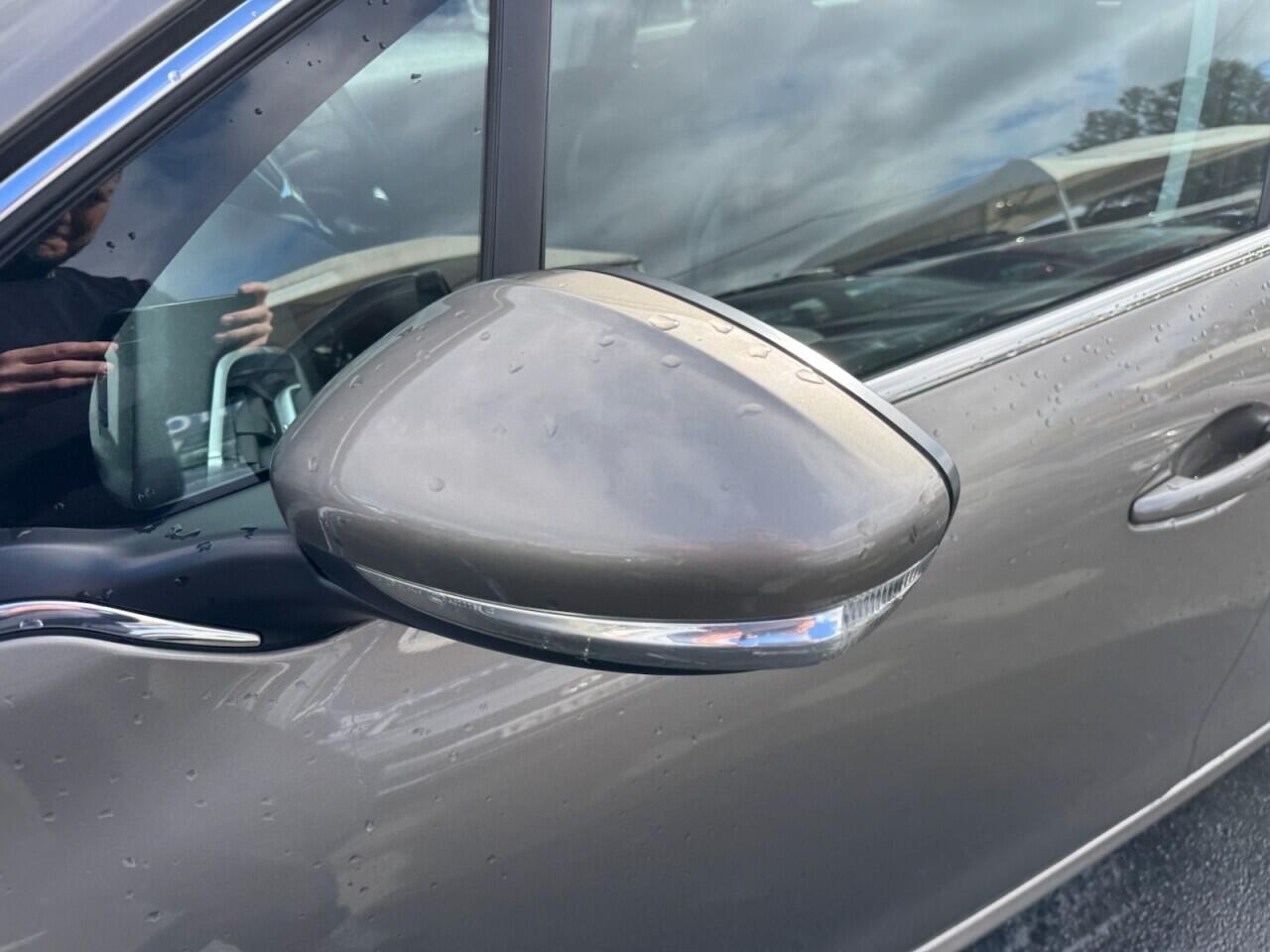 Peugeot 208 view 40