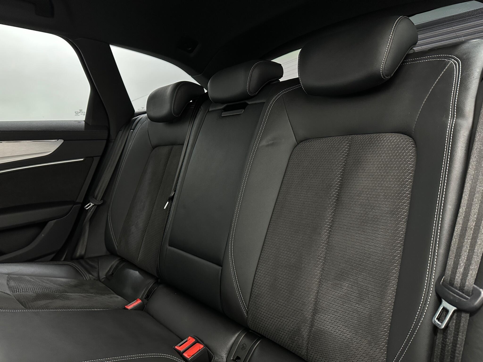 Audi A6 view 39