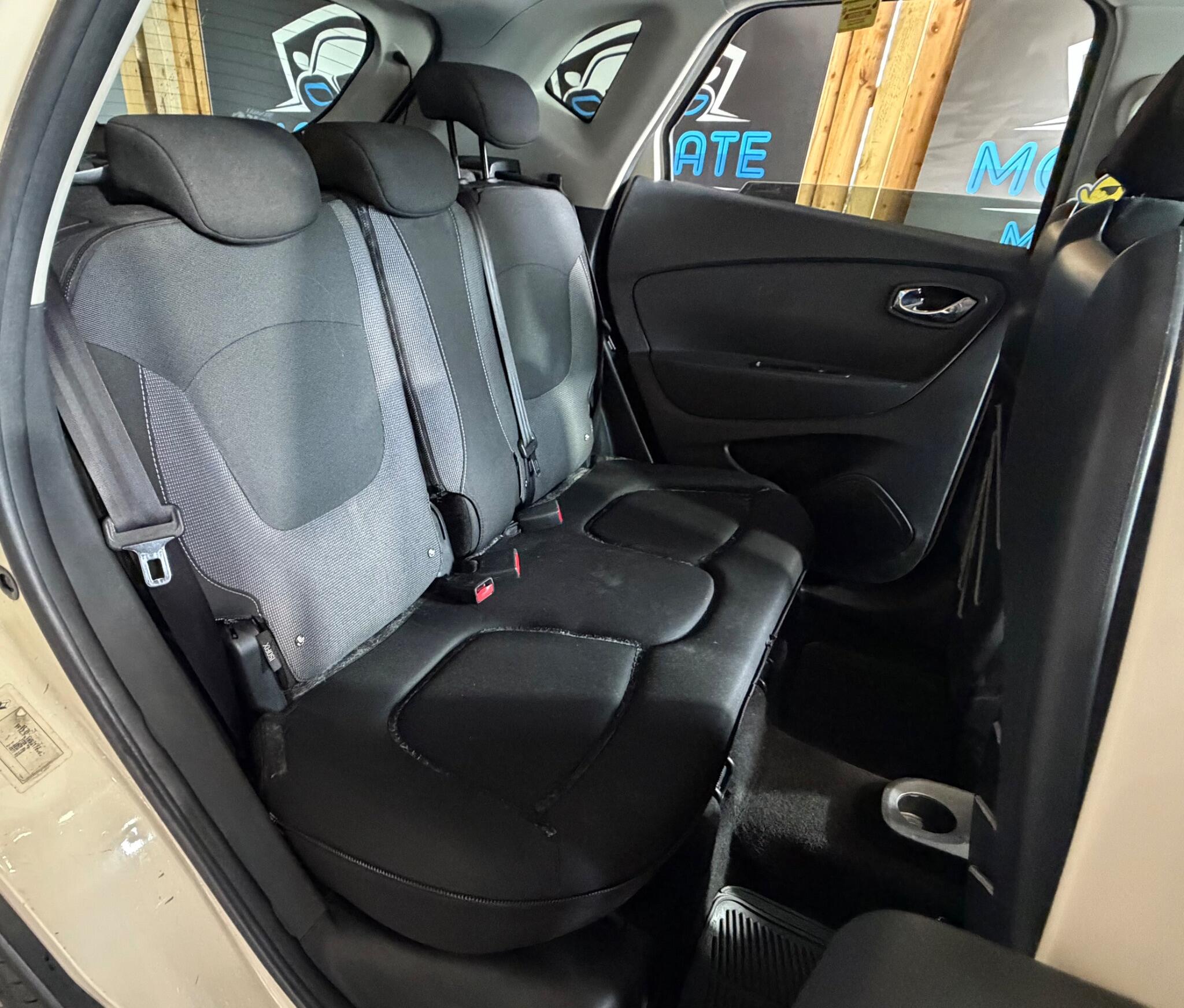 Renault Captur view 19