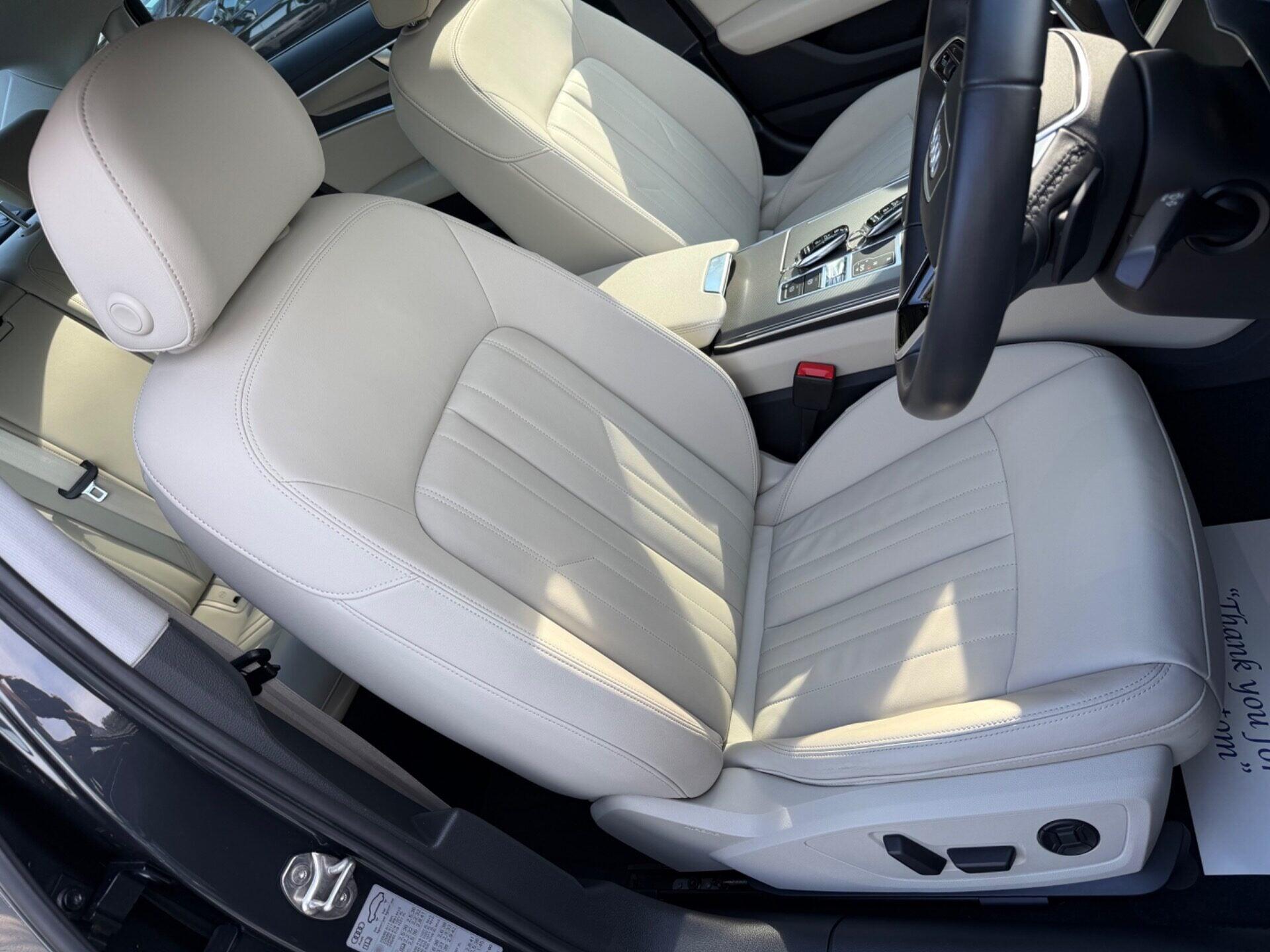 Audi A6 view 33