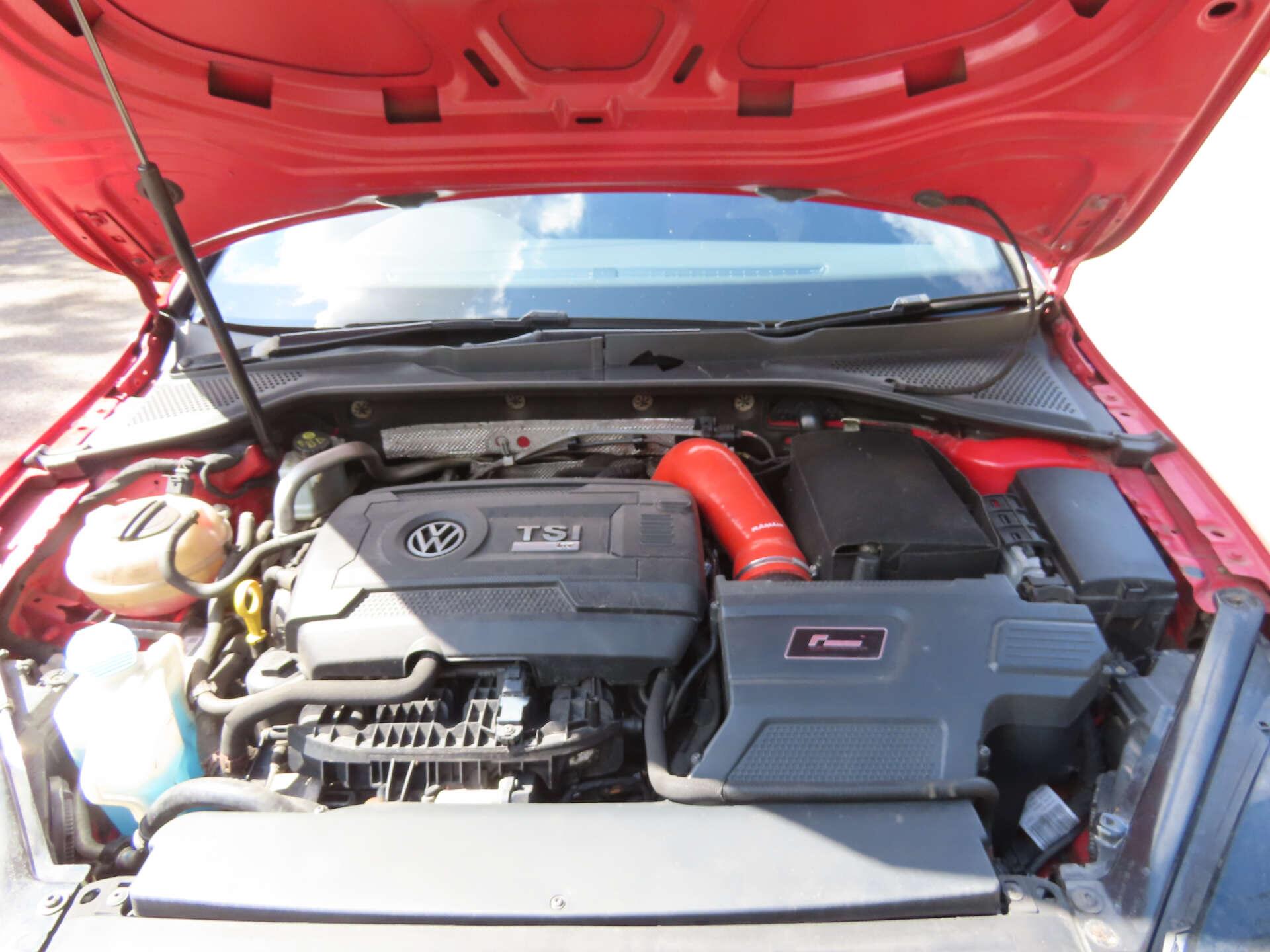 Volkswagen Golf view 10