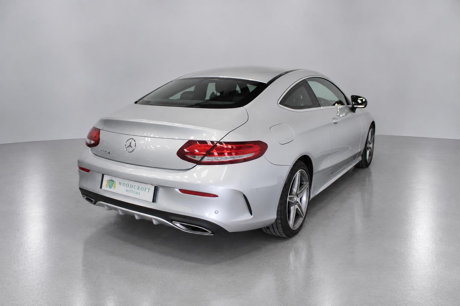 Mercedes-Benz C-Class view 8