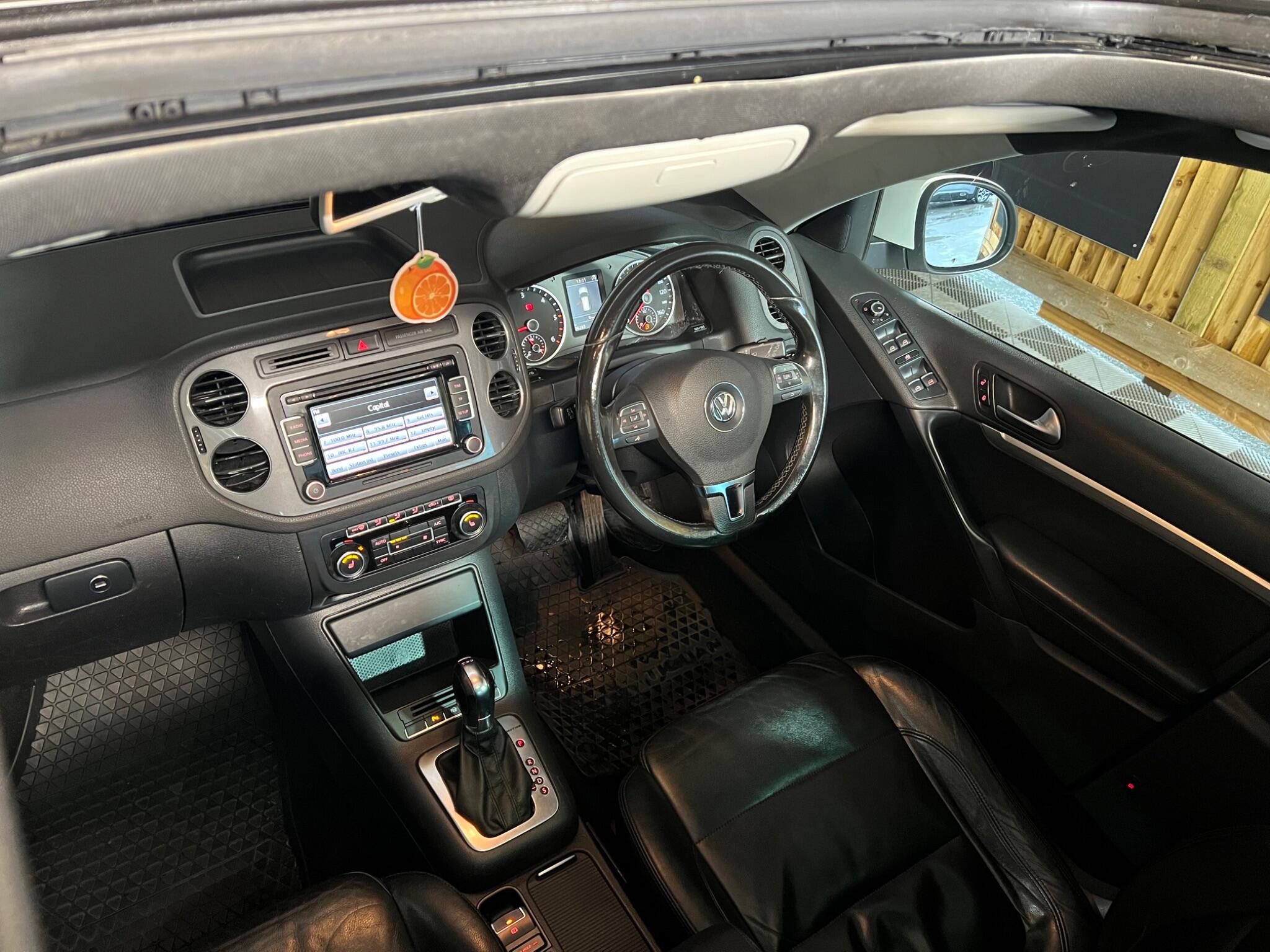 Volkswagen Tiguan view 32