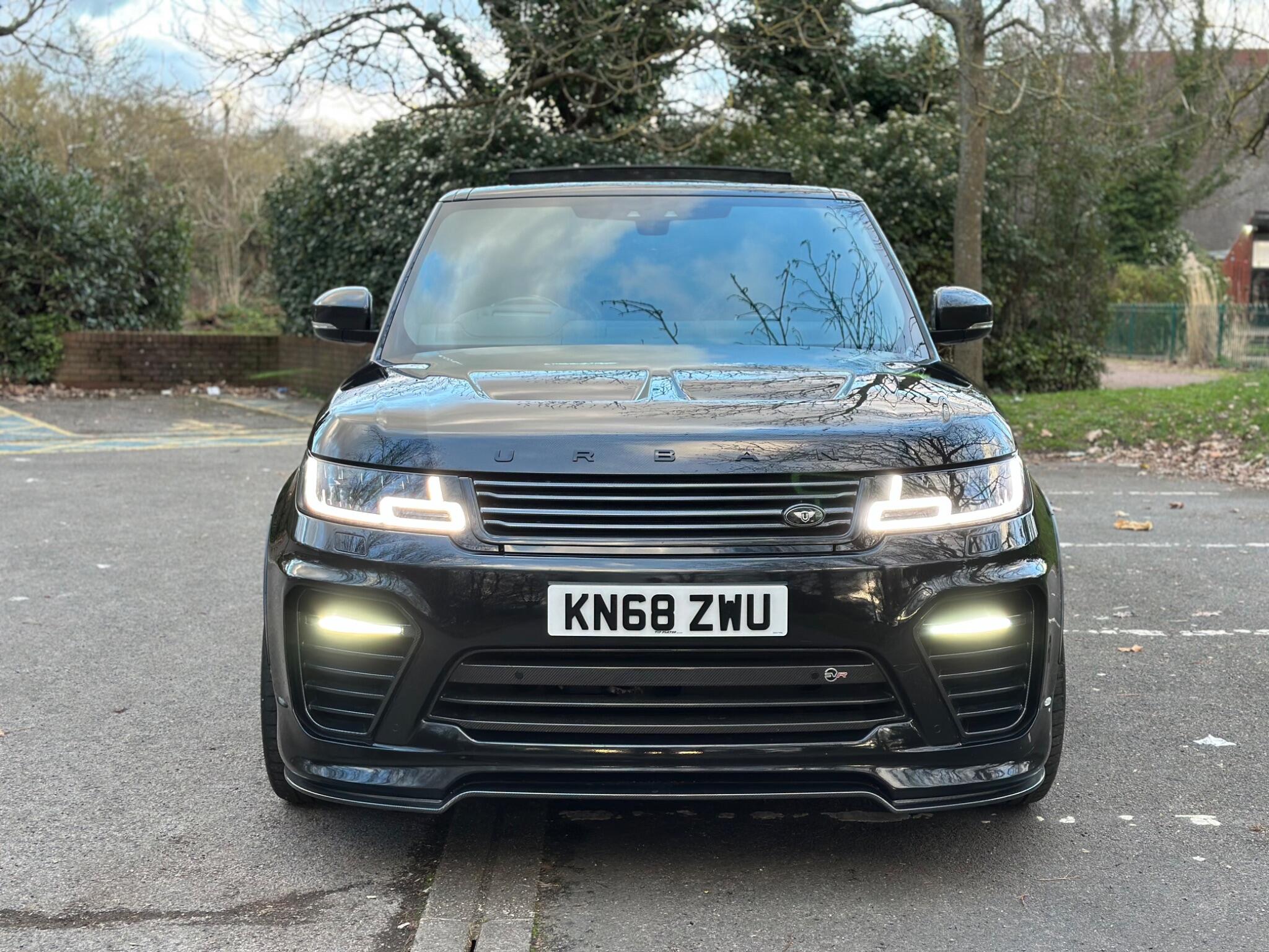 Land Rover Range Rover Sport view 8