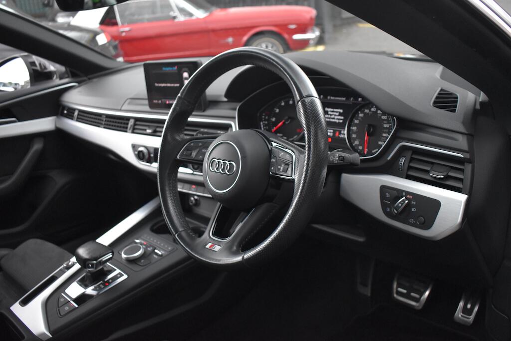 Audi A5 view 26