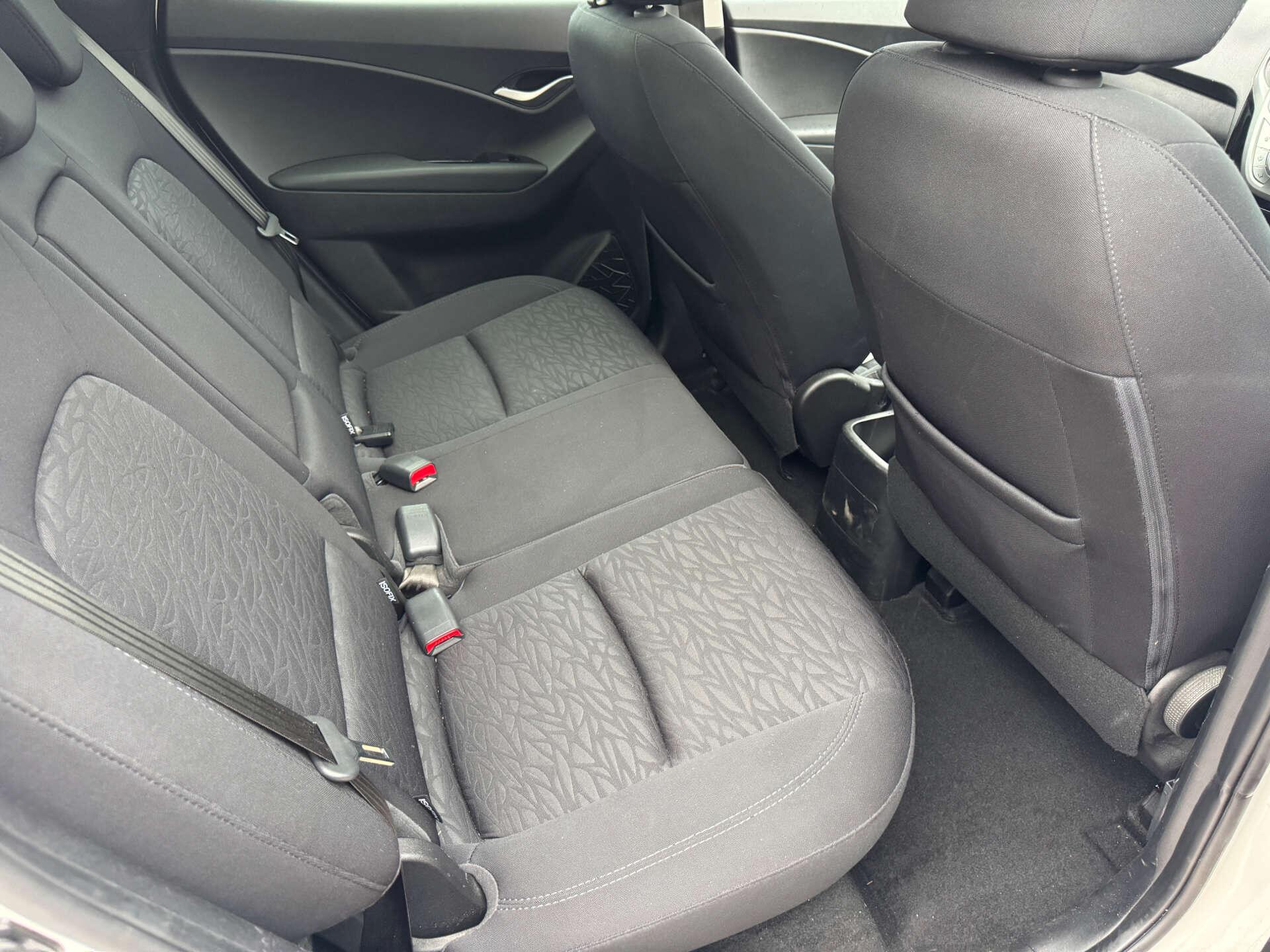 Hyundai Ix20 view 17