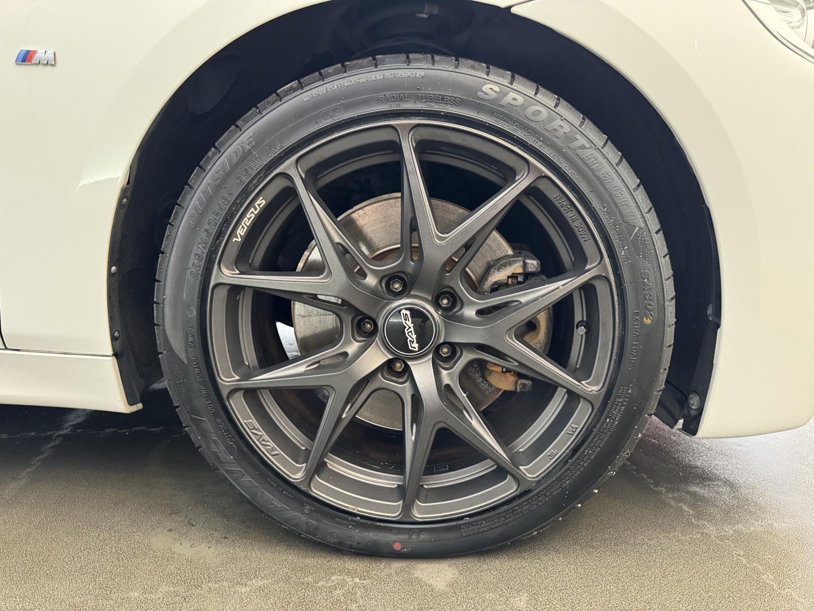 BMW 2 Series view 43