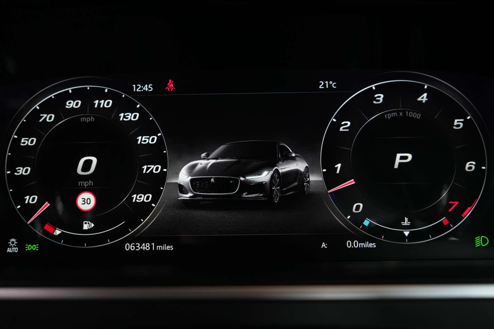 Jaguar F-Type view 37