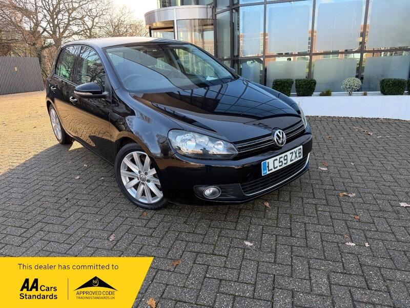 2009 Volkswagen Golf image 1