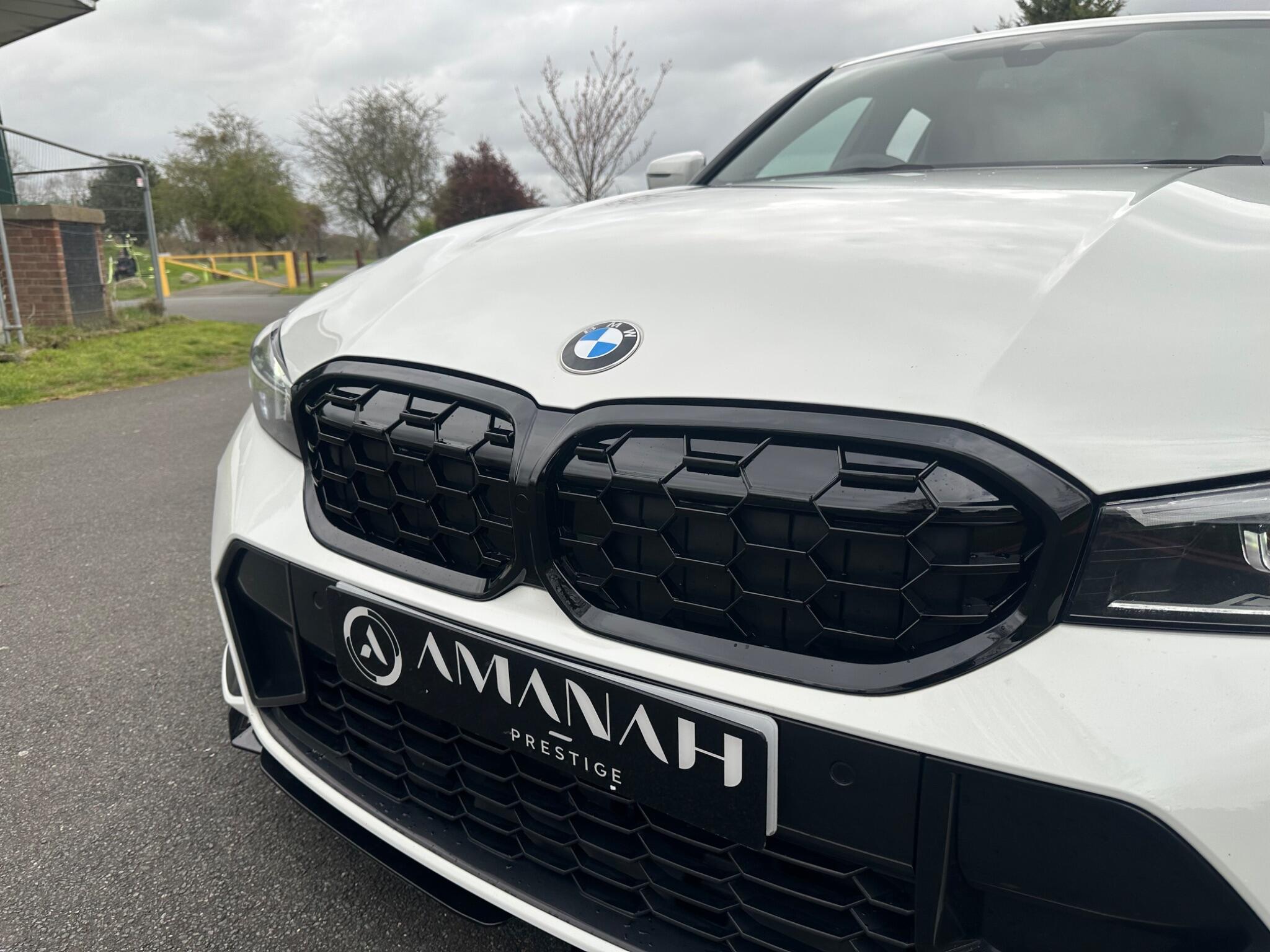 BMW 3 Series view 35