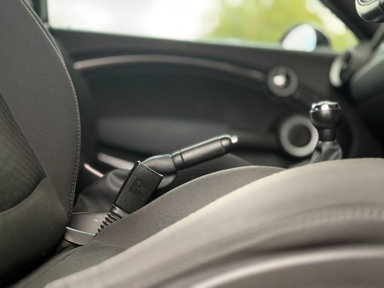 Mini Cooper view 17