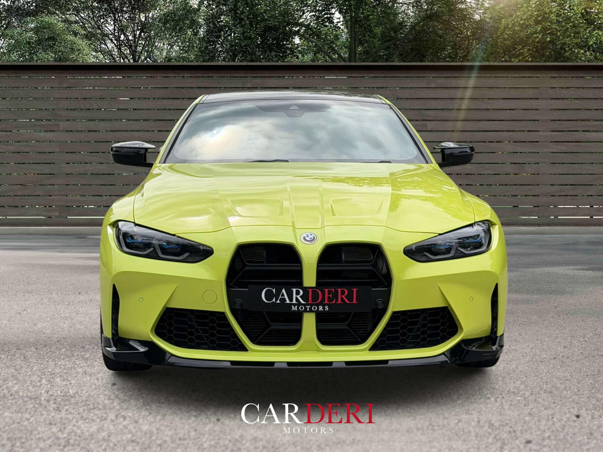 BMW M4 view 9
