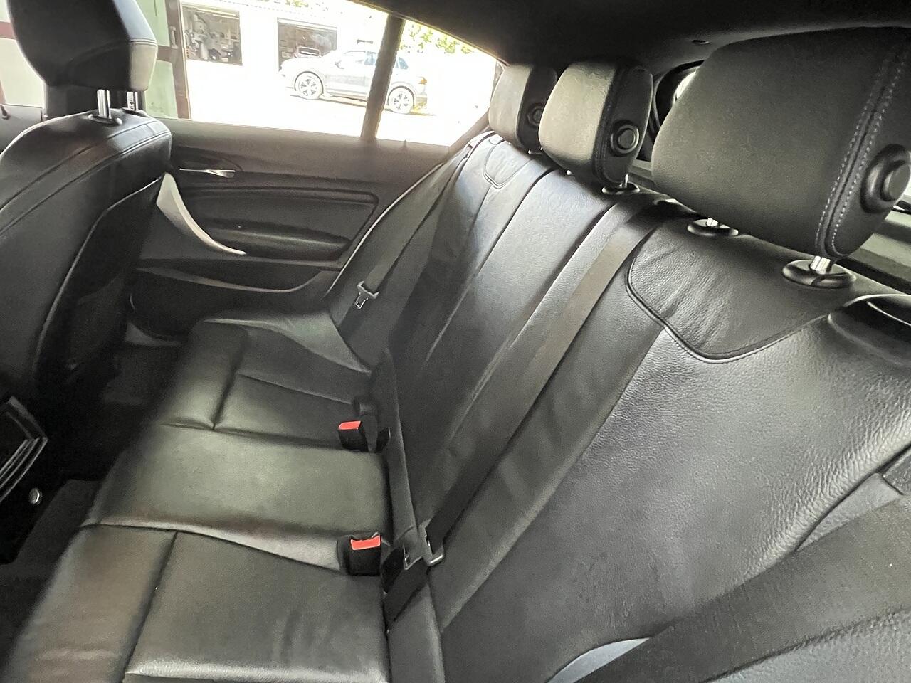 BMW 1 Series view 18