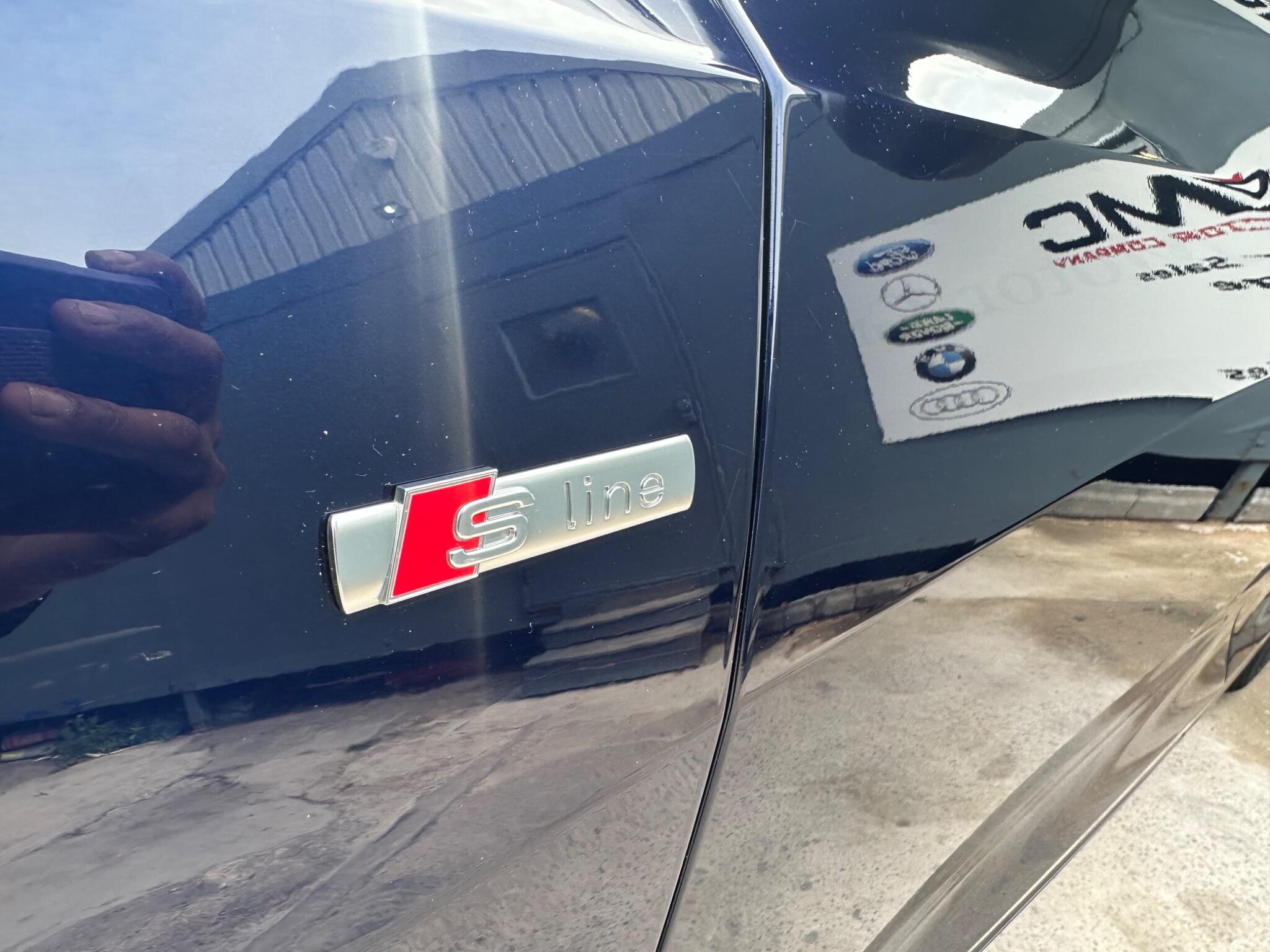 Audi Q8 view 73