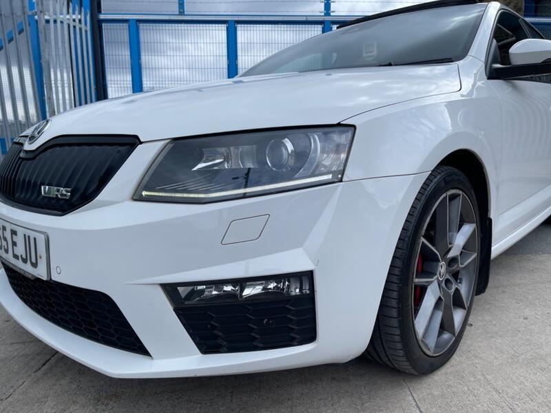 2015 Skoda Octavia image 29