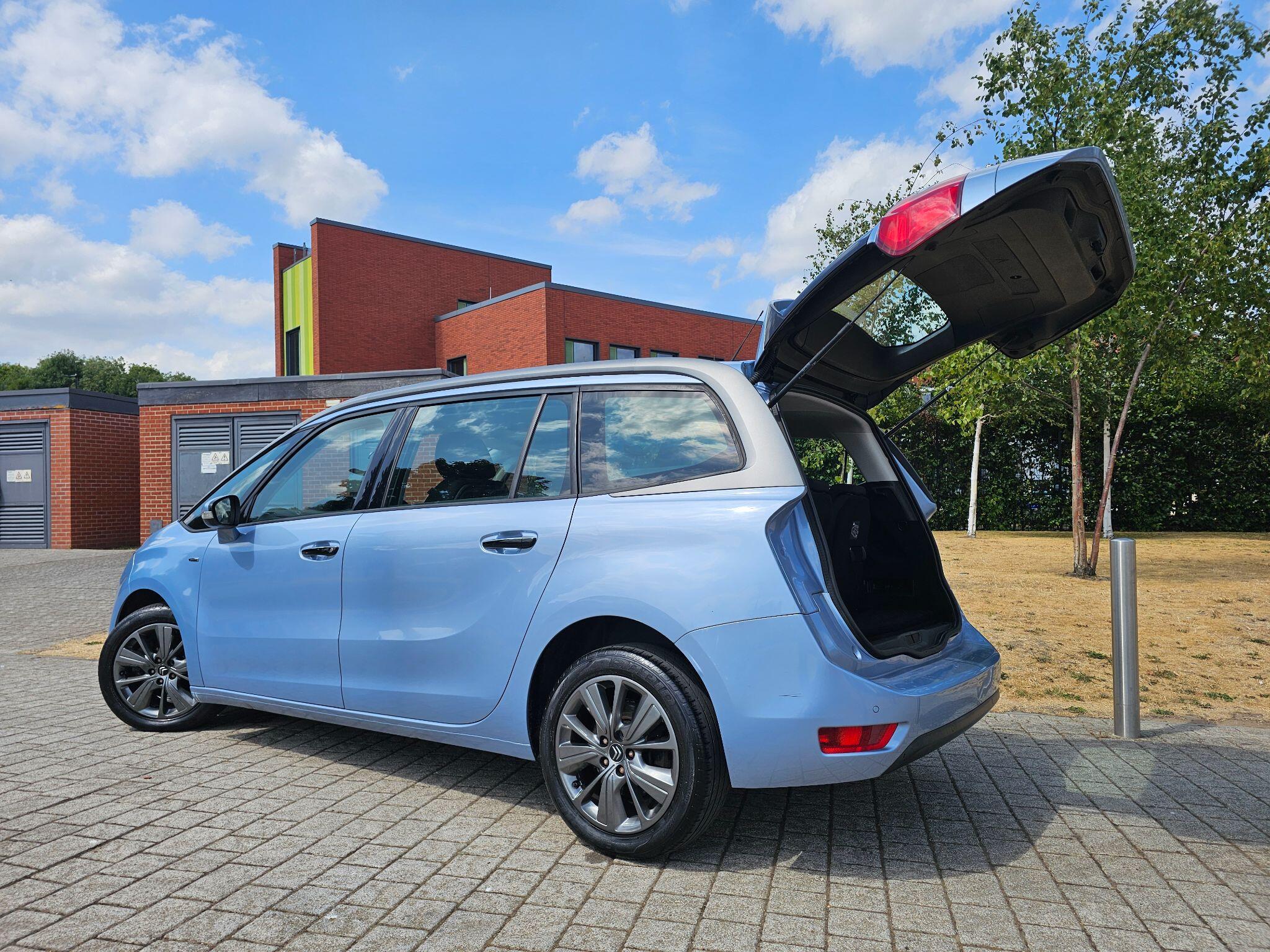 Citroen Grand C4 Picasso view 38