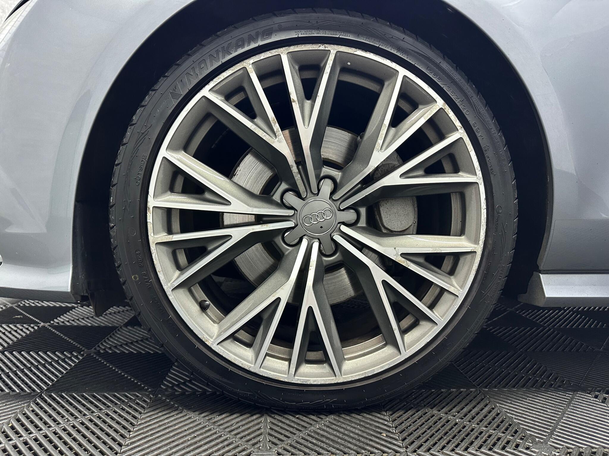 Audi A7 view 25