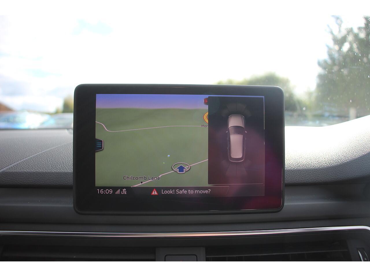 Audi A4 Avant view 25