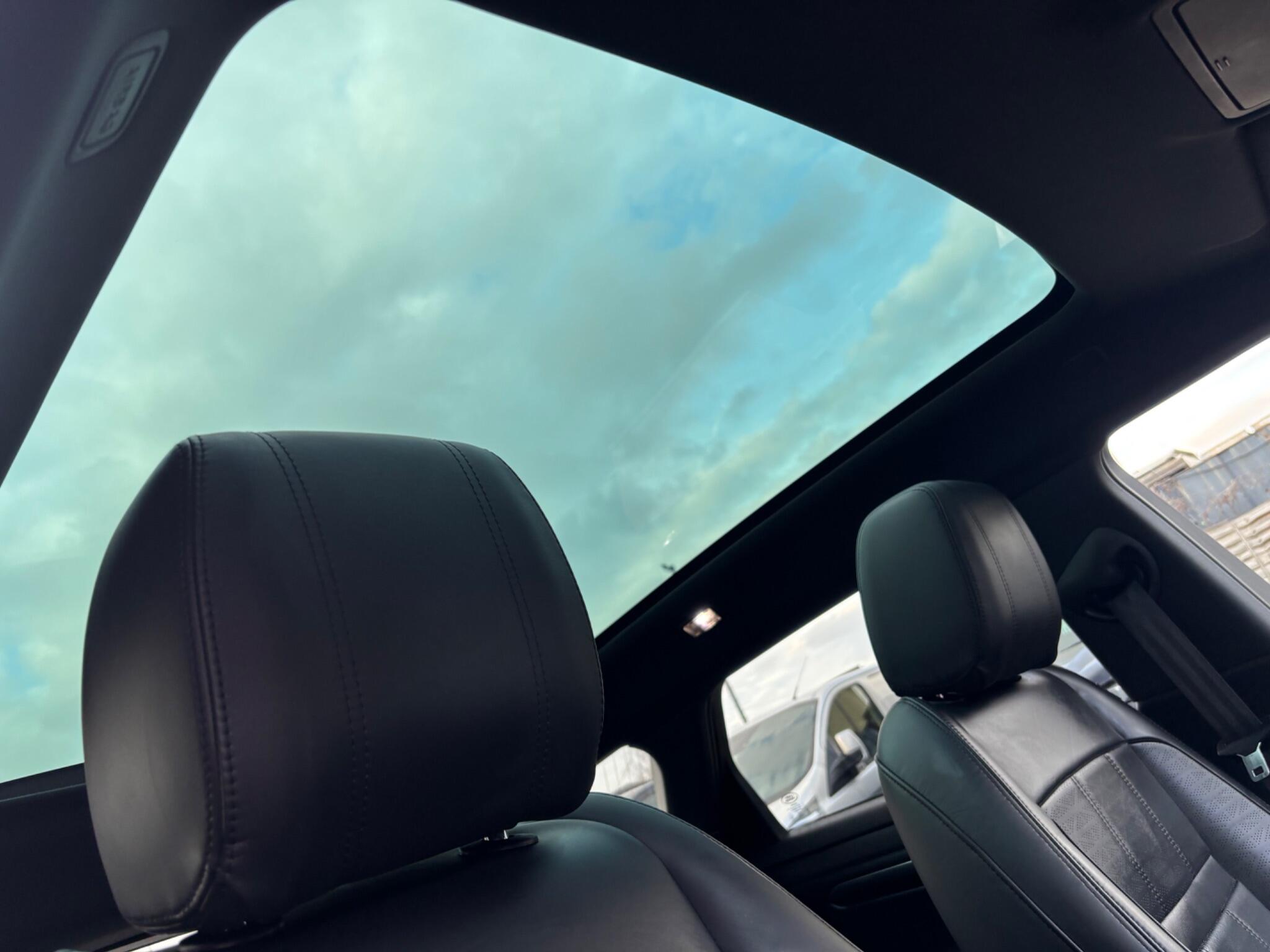 Land Rover Range Rover Evoque view 35