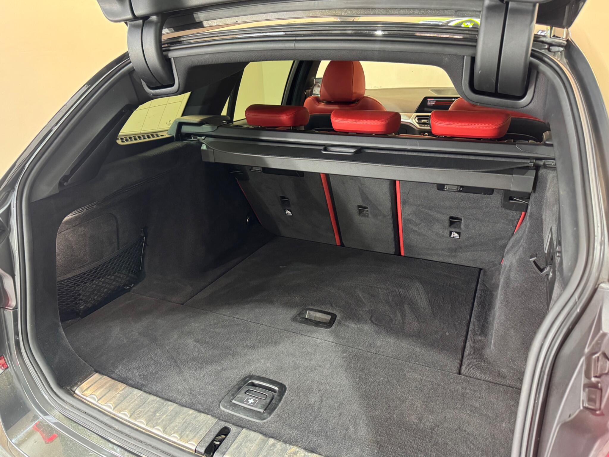 BMW 3 Series view 64