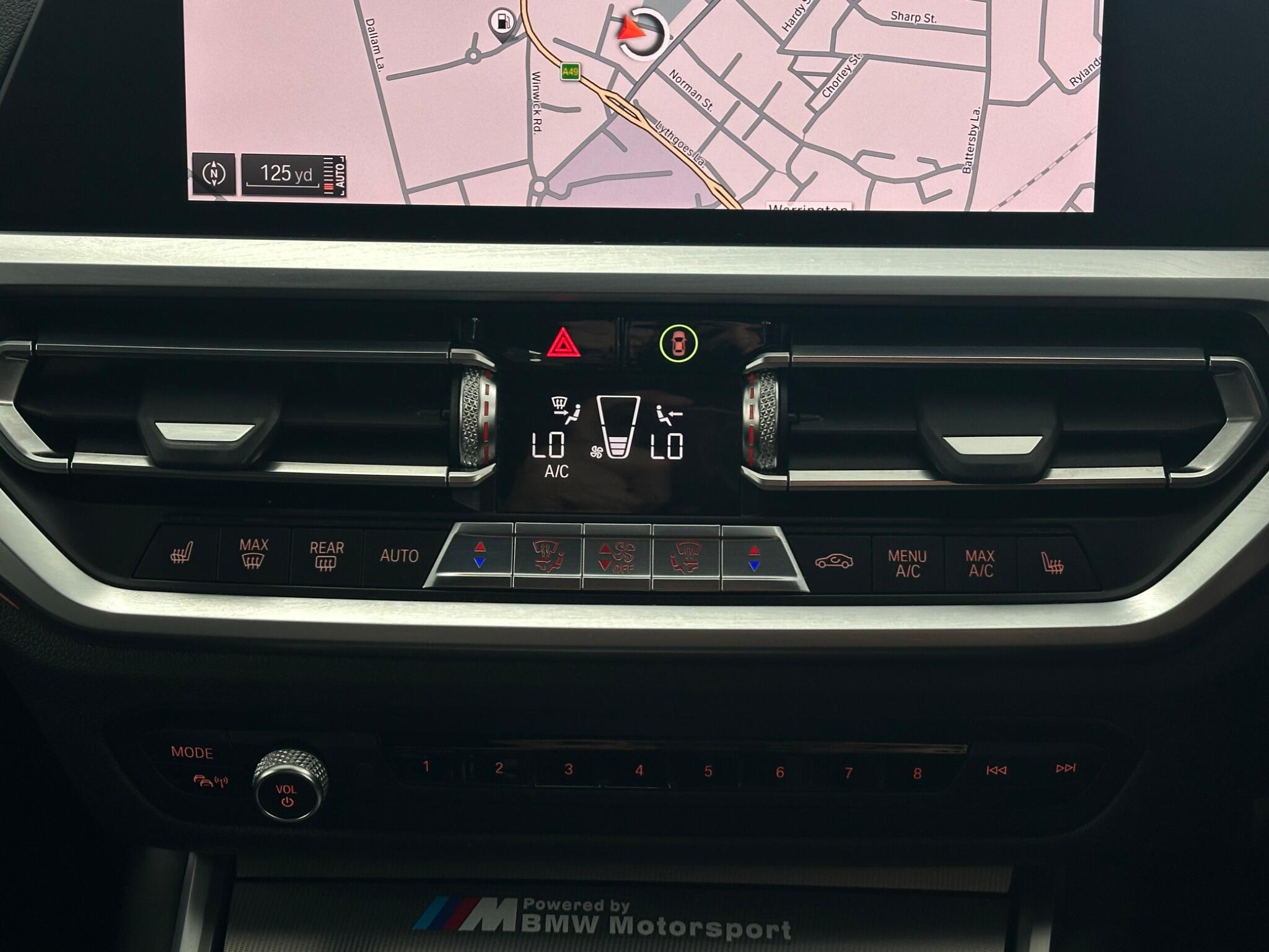 BMW 3 Series view 26
