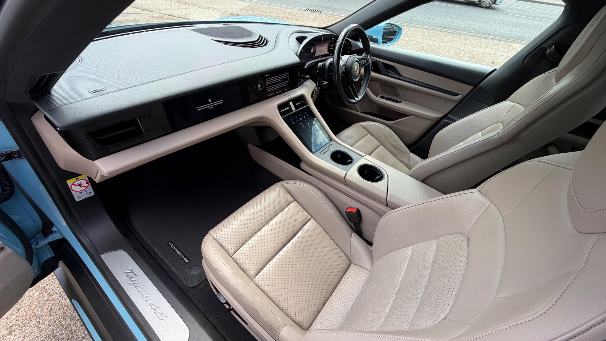 Porsche Taycan view 34
