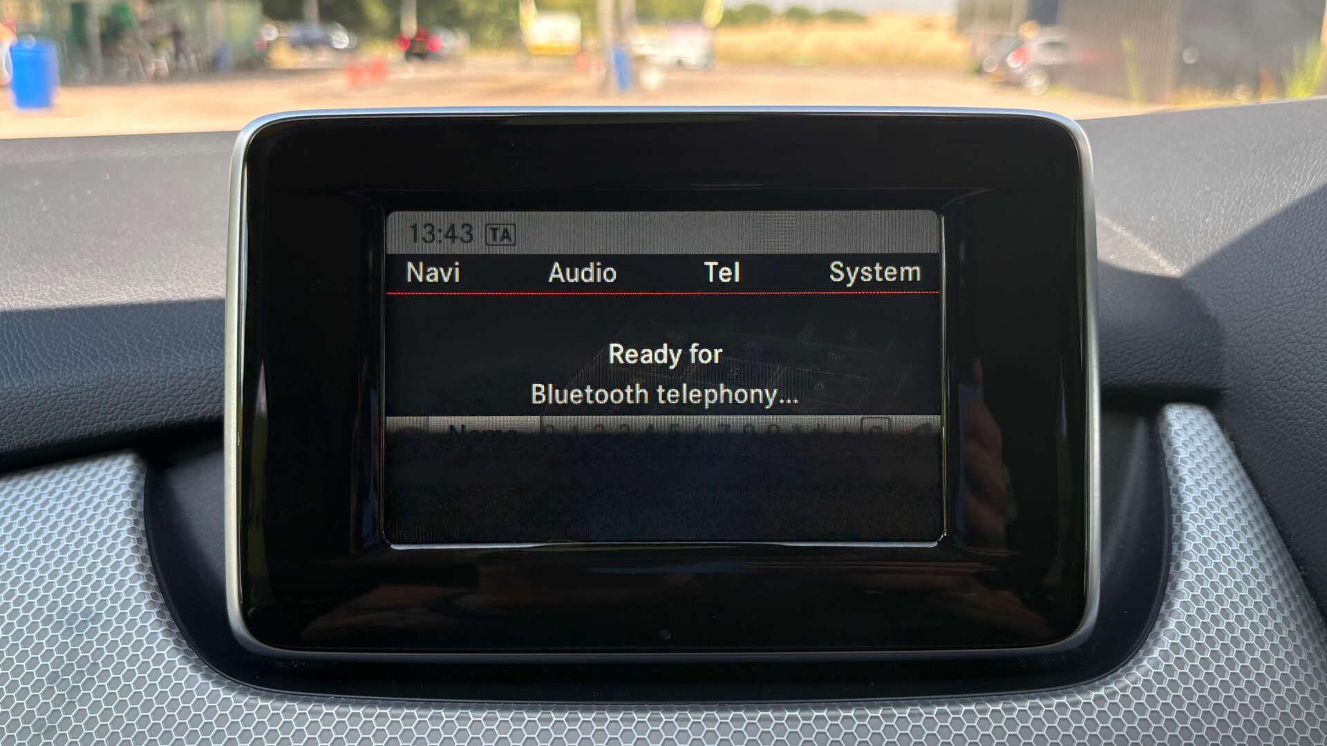 Mercedes-Benz B-Class view 29