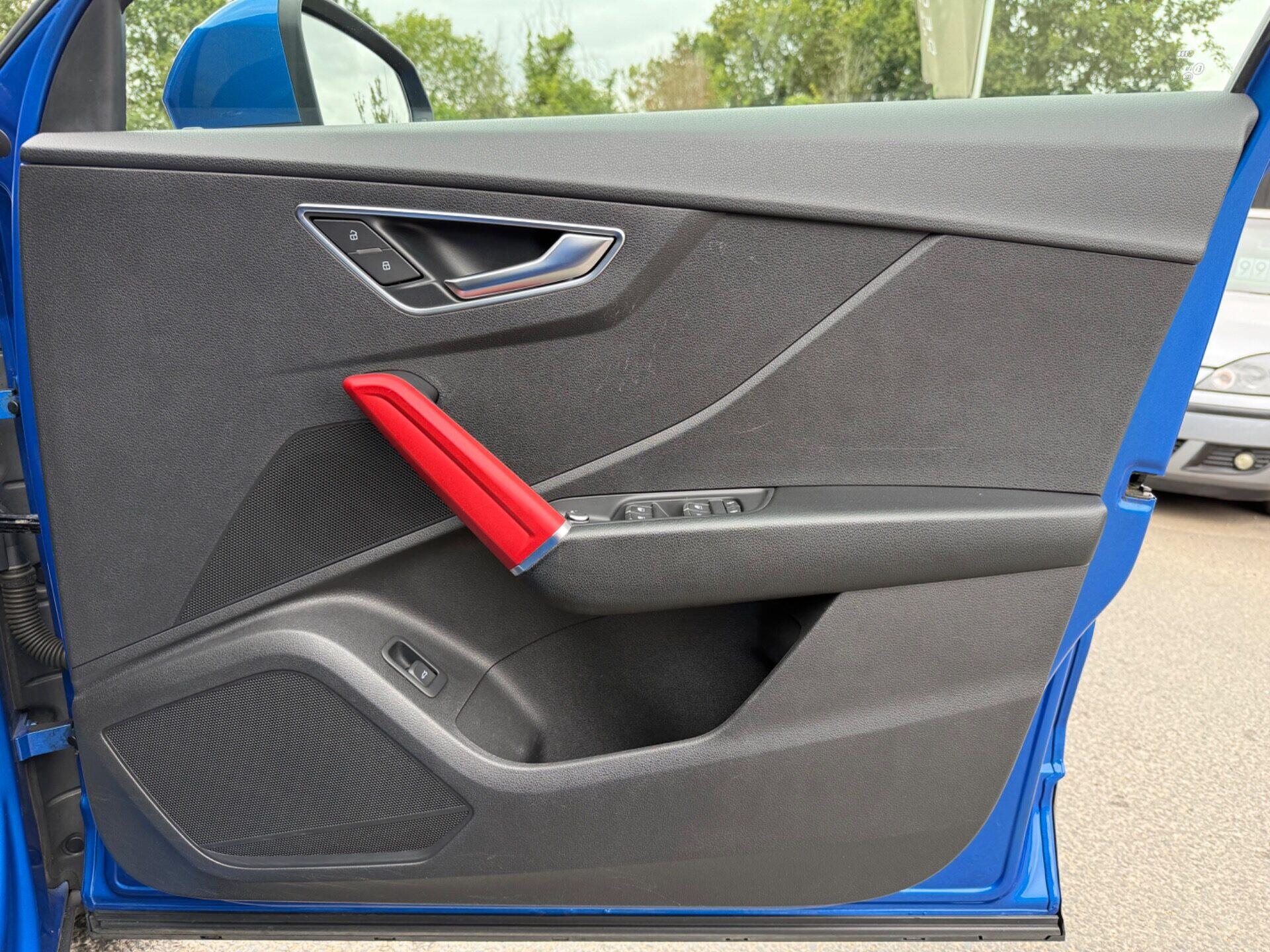 Audi Q2 view 32