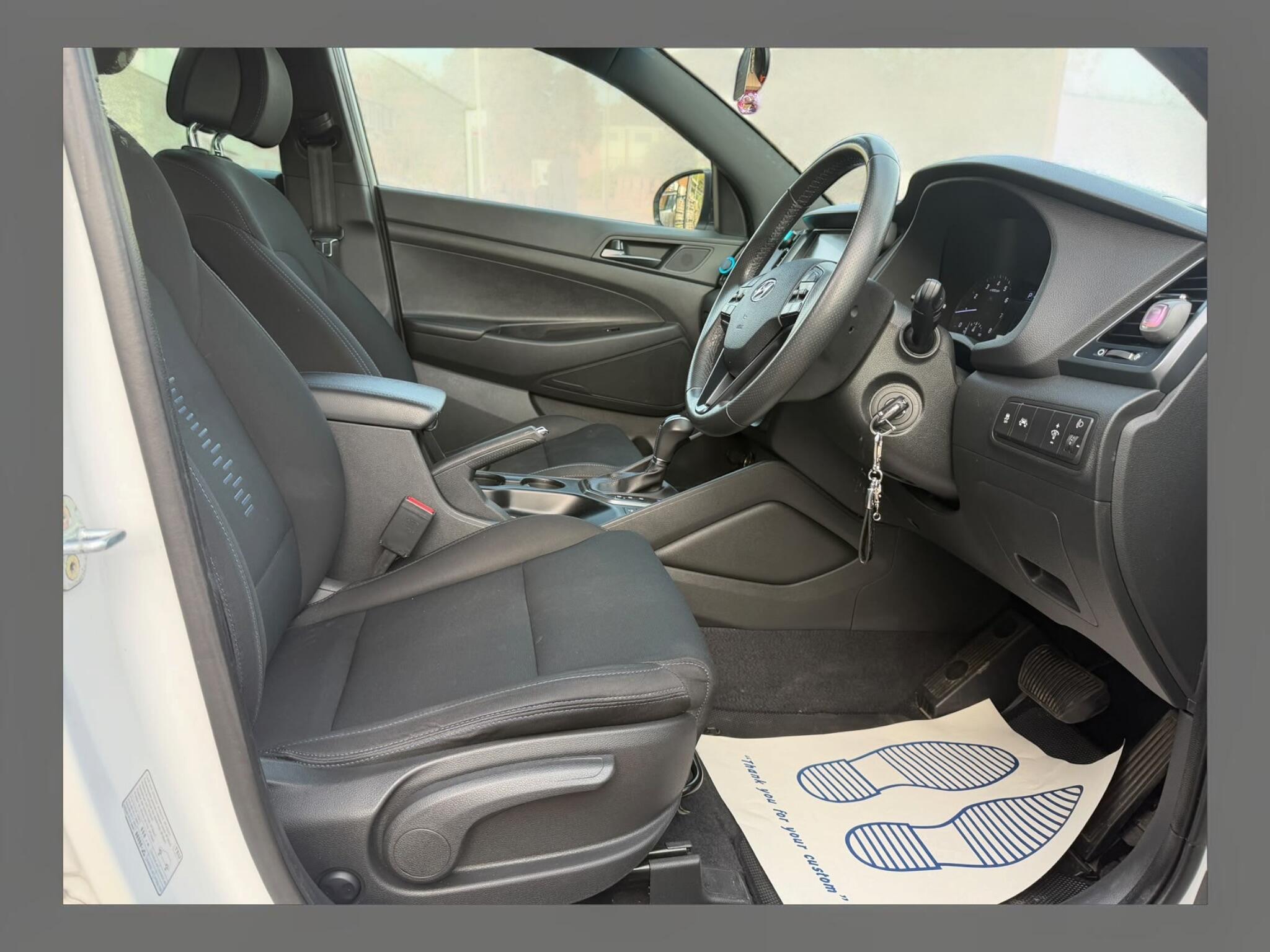 Hyundai Tucson view 4