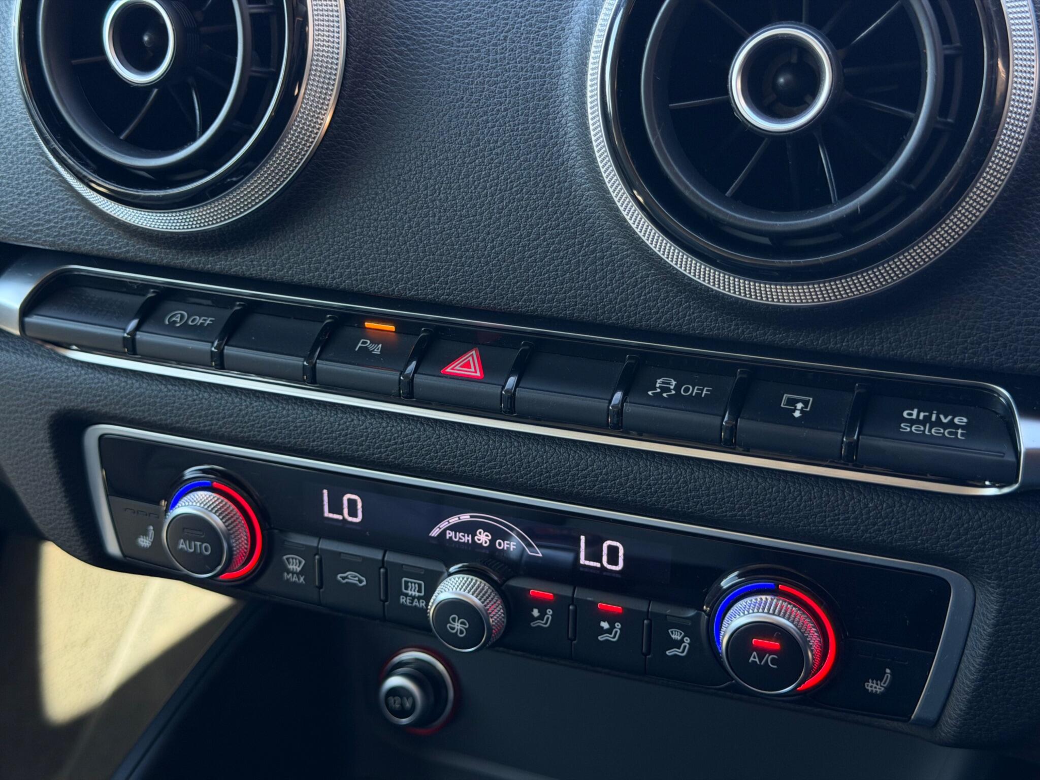 Audi RS3 view 25
