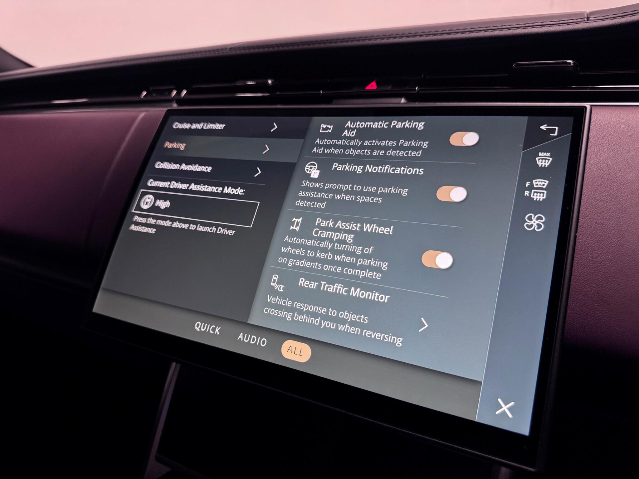 Land Rover Range Rover view 79