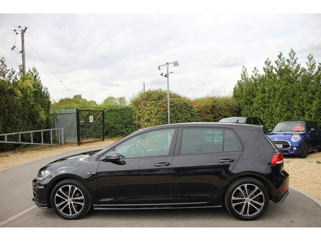 Volkswagen Golf view 9