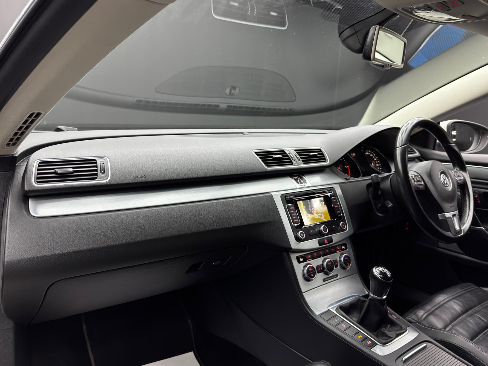 Volkswagen CC view 11