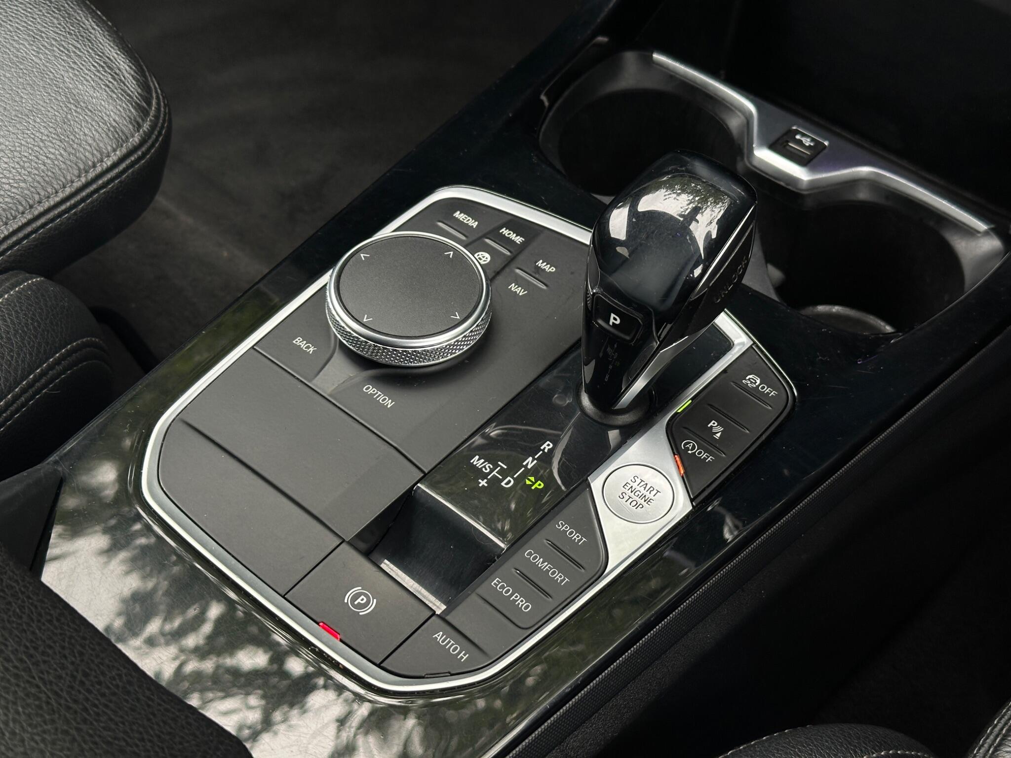 BMW 1 Series view 44